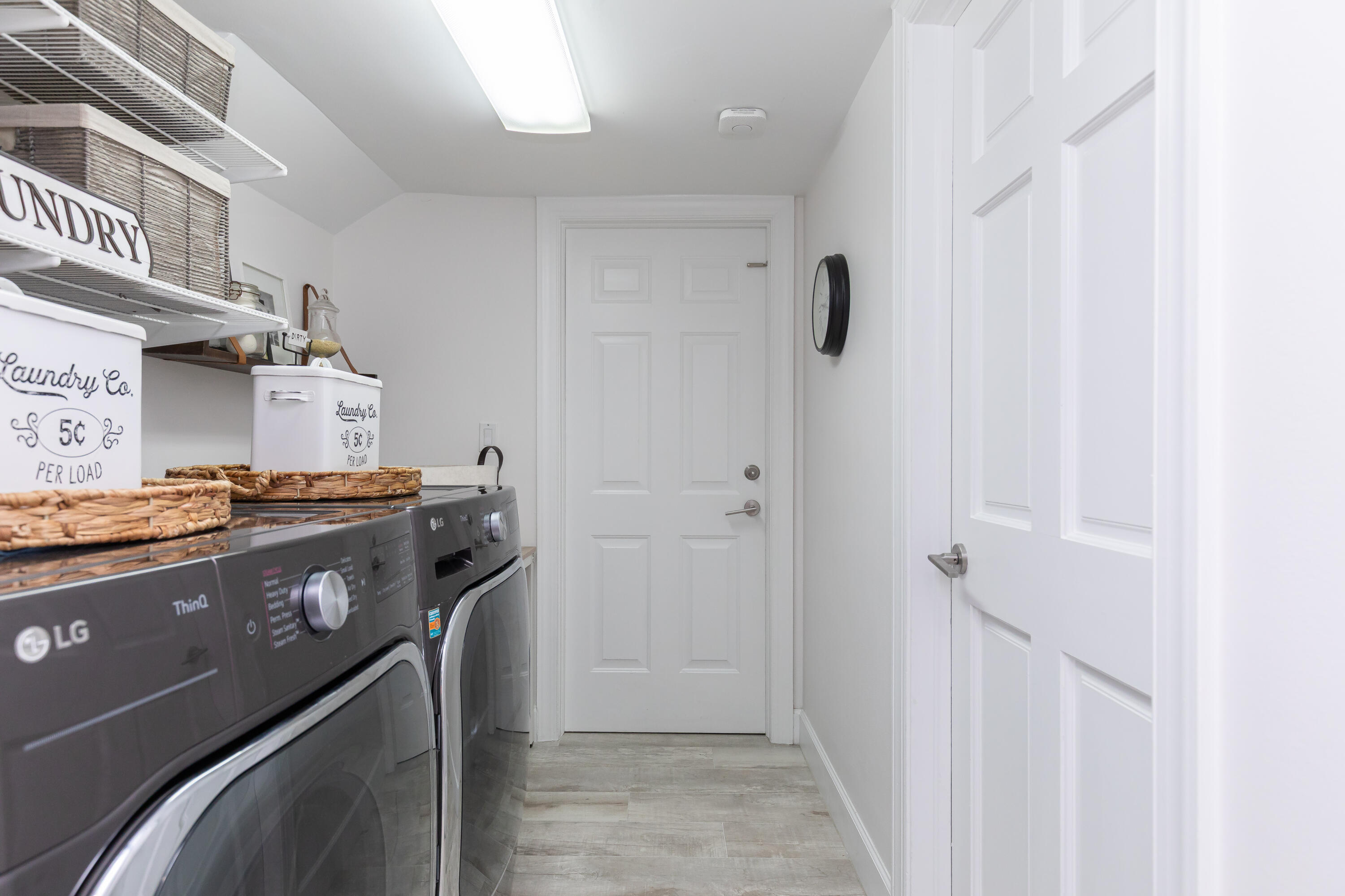 24 Grand Bay Estates Key Biscayne, FL 33149