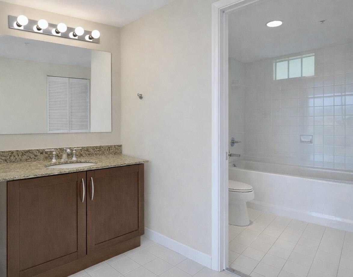 7275 SW 89th #B410 Miami, FL 33156