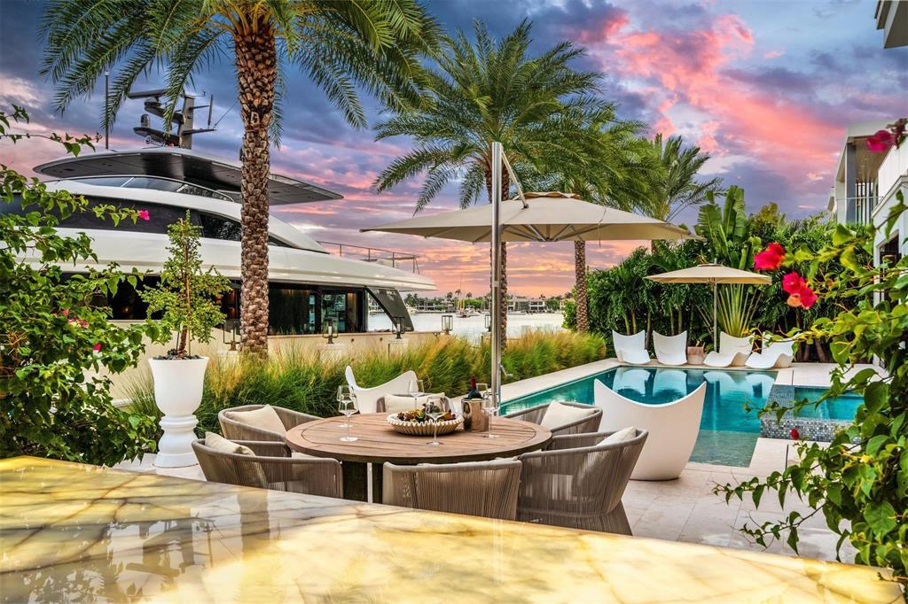 70 Isla Bahia Fort Lauderdale, FL 33316