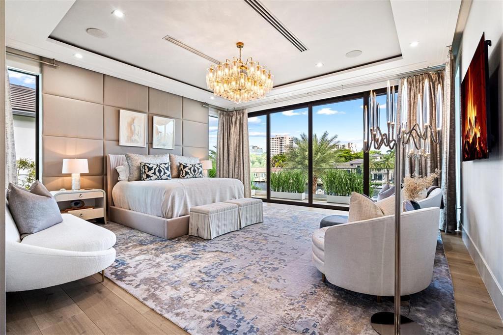 70 Isla Bahia Fort Lauderdale, FL 33316