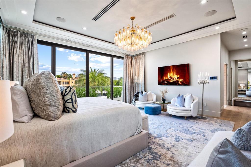 70 Isla Bahia Fort Lauderdale, FL 33316