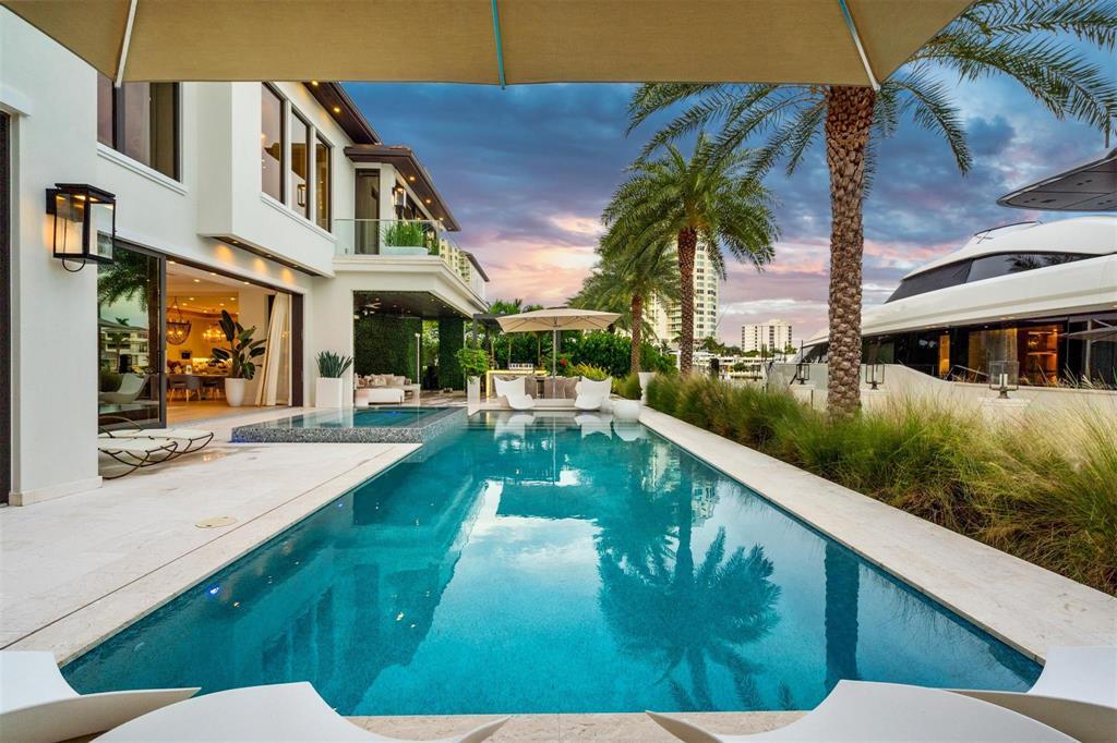 70 Isla Bahia Fort Lauderdale, FL 33316