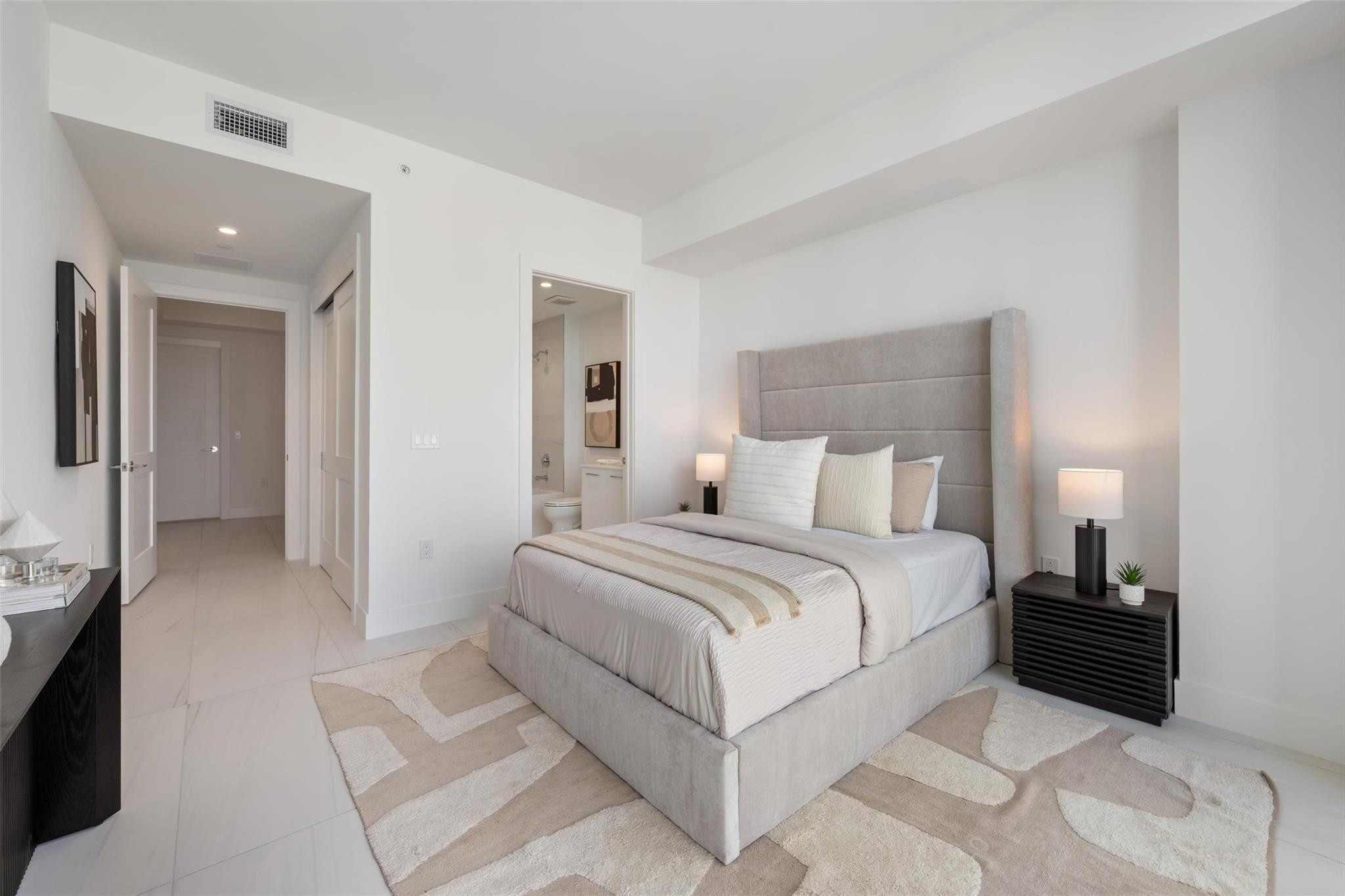 153 N Seabreeze #Unit 1105s Fort Lauderdale, FL 33304