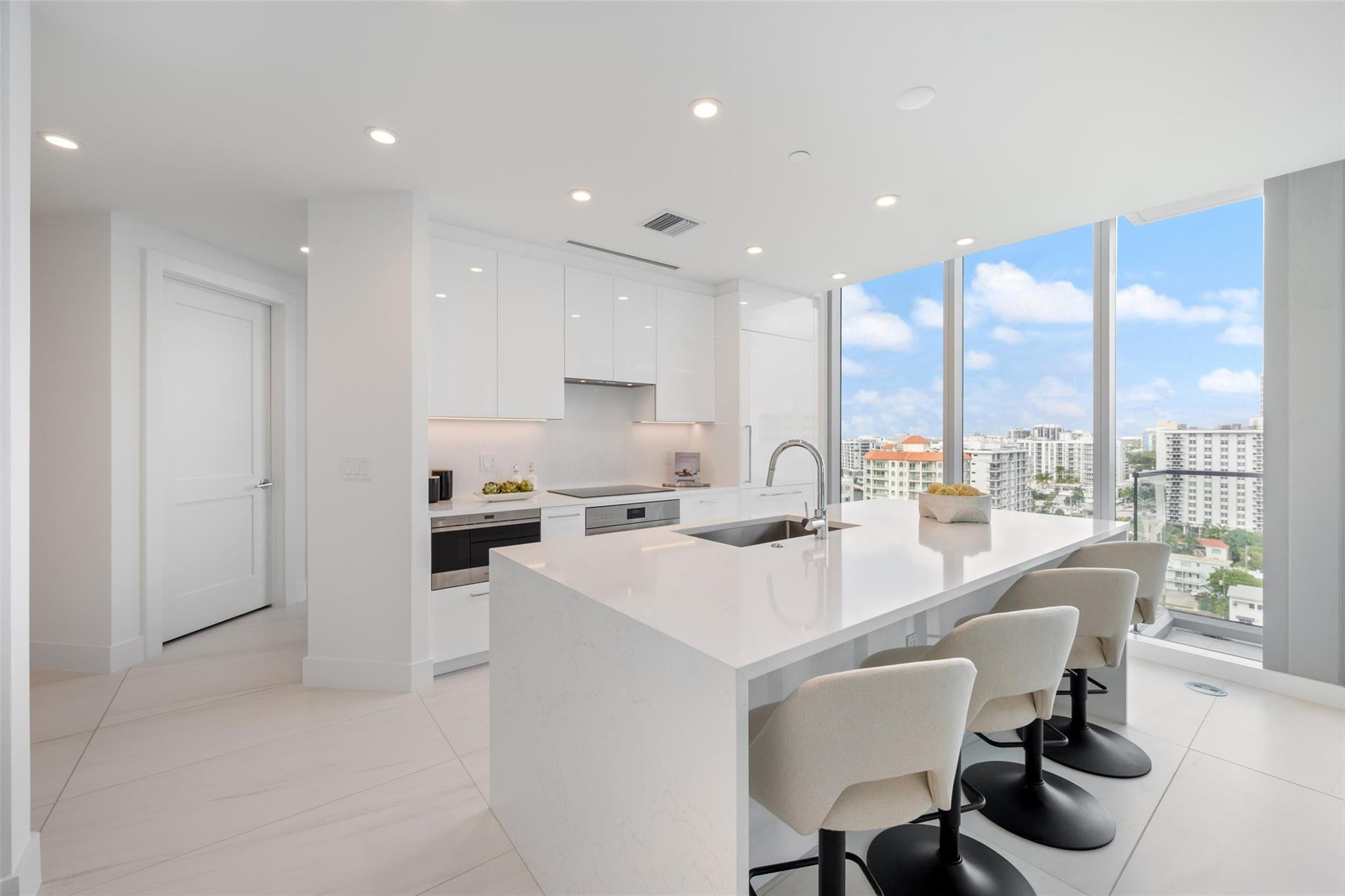 153 N Seabreeze #Unit 1105s Fort Lauderdale, FL 33304