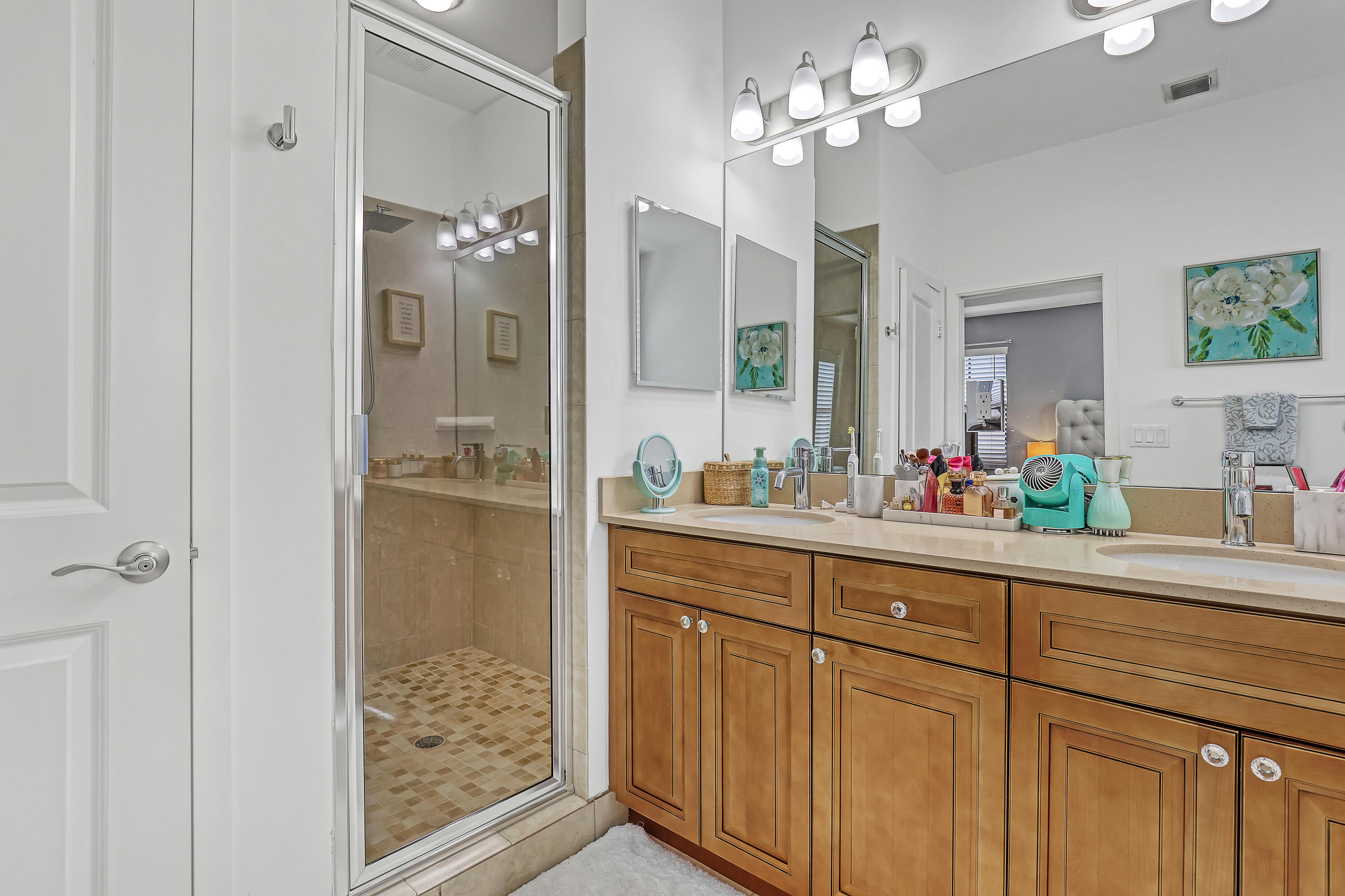 5024 Laurel Oak Riviera Beach, FL 33410