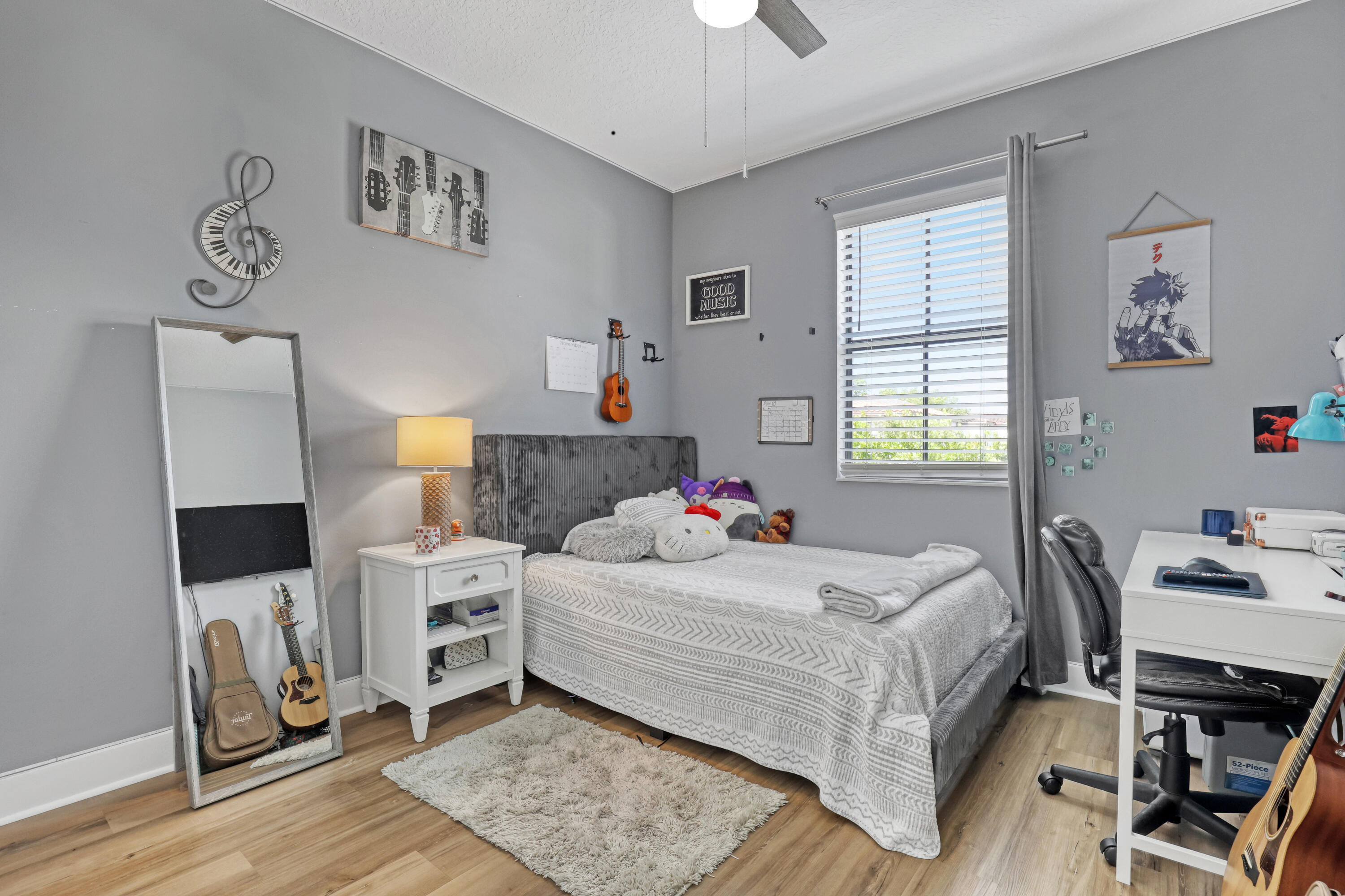 5024 Laurel Oak Riviera Beach, FL 33410