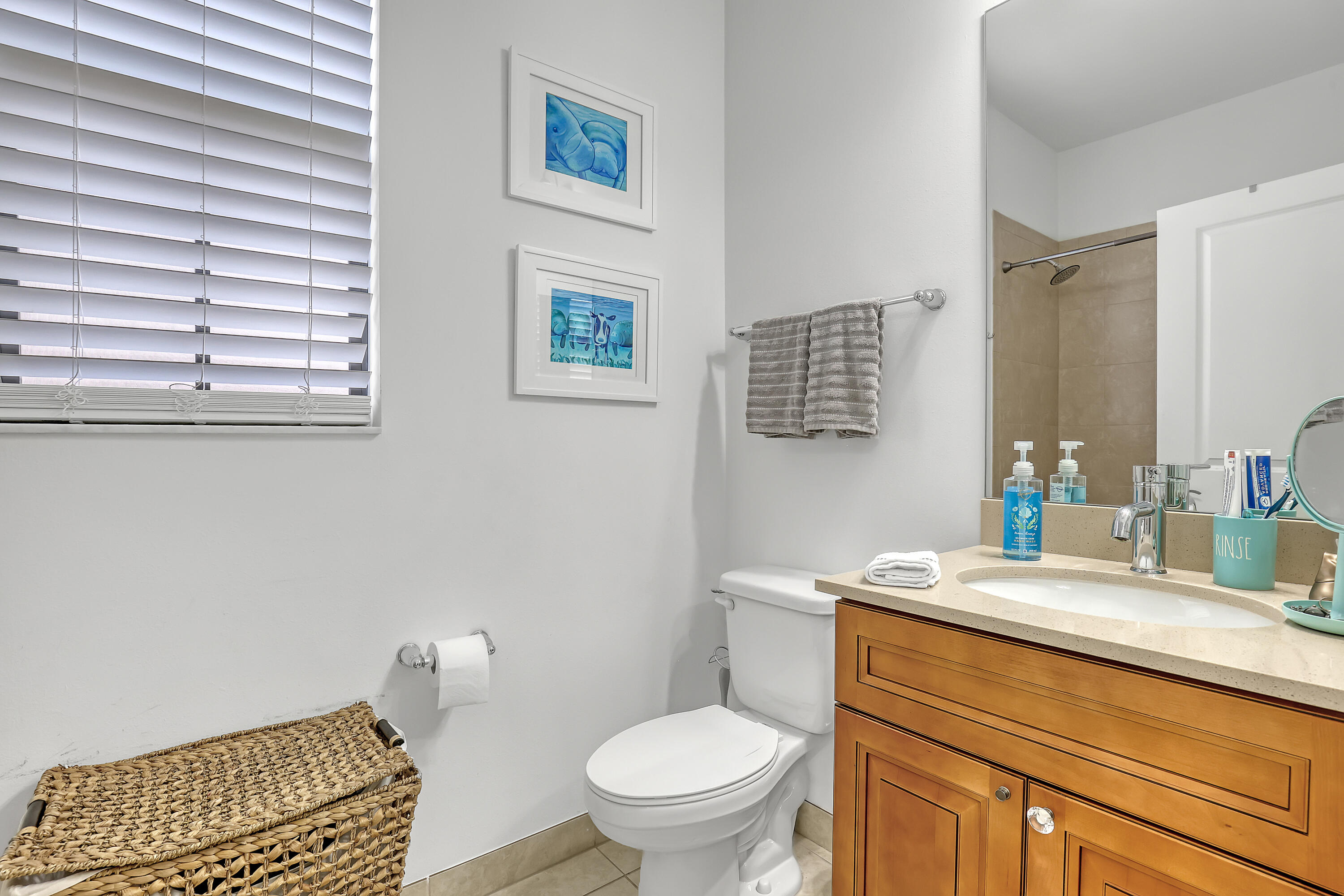 5024 Laurel Oak Riviera Beach, FL 33410