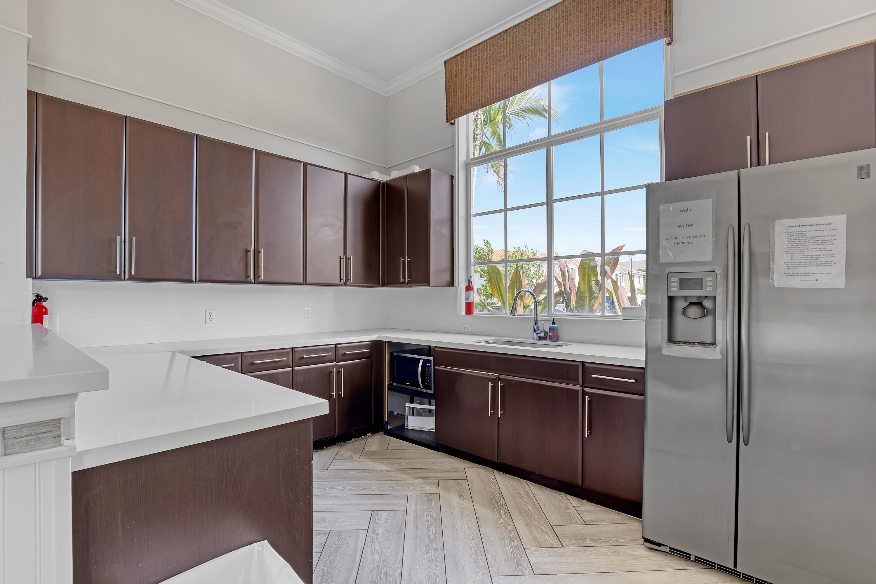 5024 Laurel Oak Riviera Beach, FL 33410