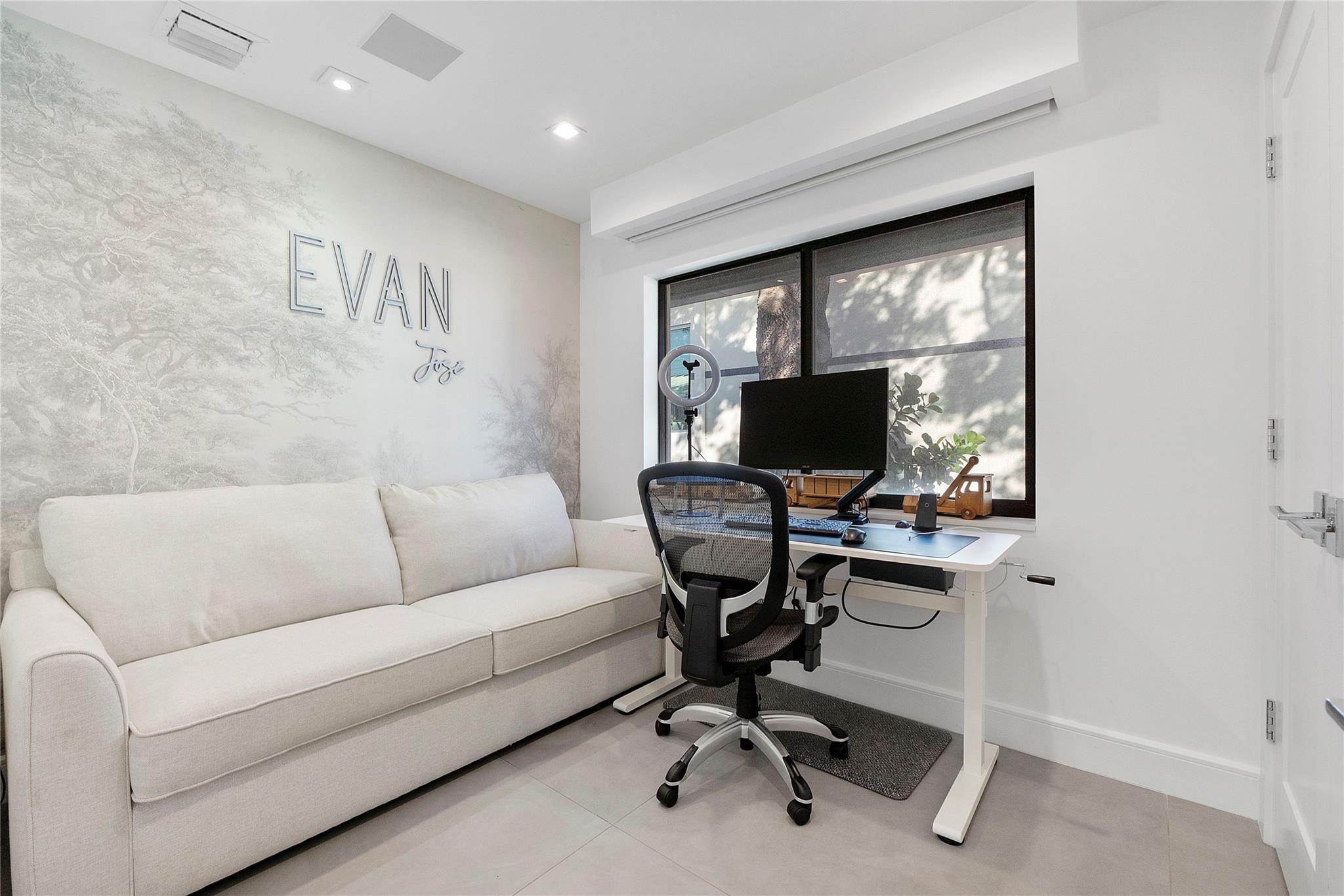 500 NE 14th Fort Lauderdale, FL 33301