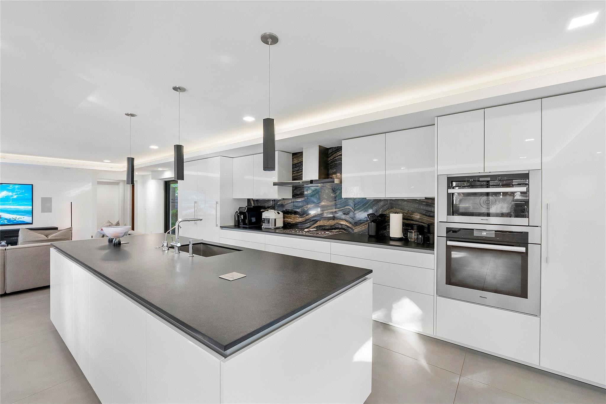 500 NE 14th Fort Lauderdale, FL 33301