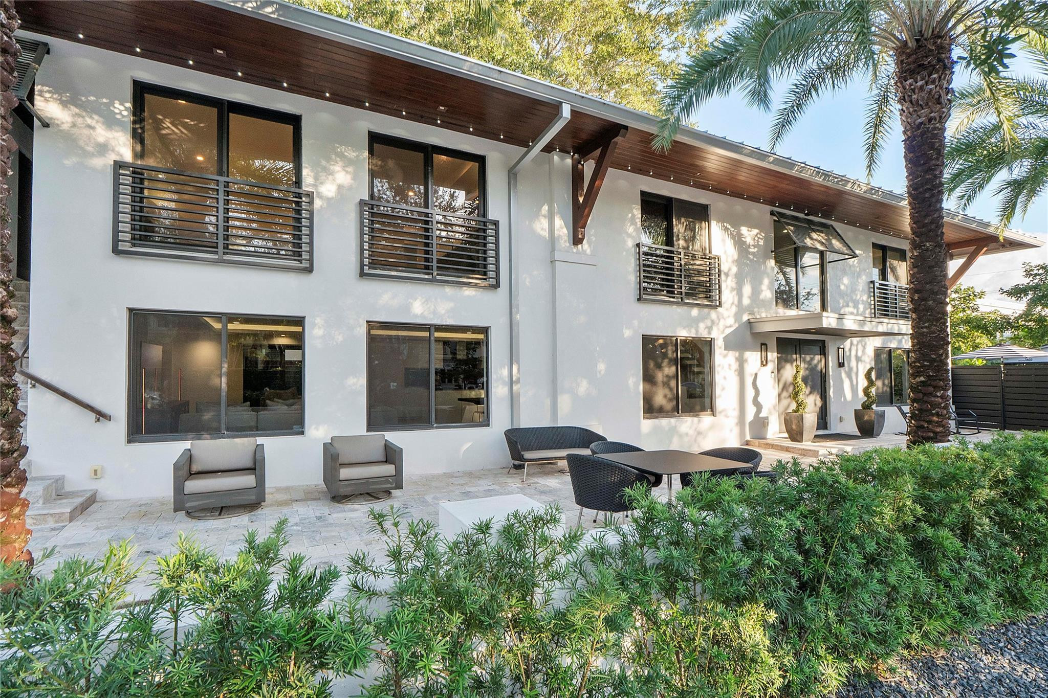 500 NE 14th Fort Lauderdale, FL 33301