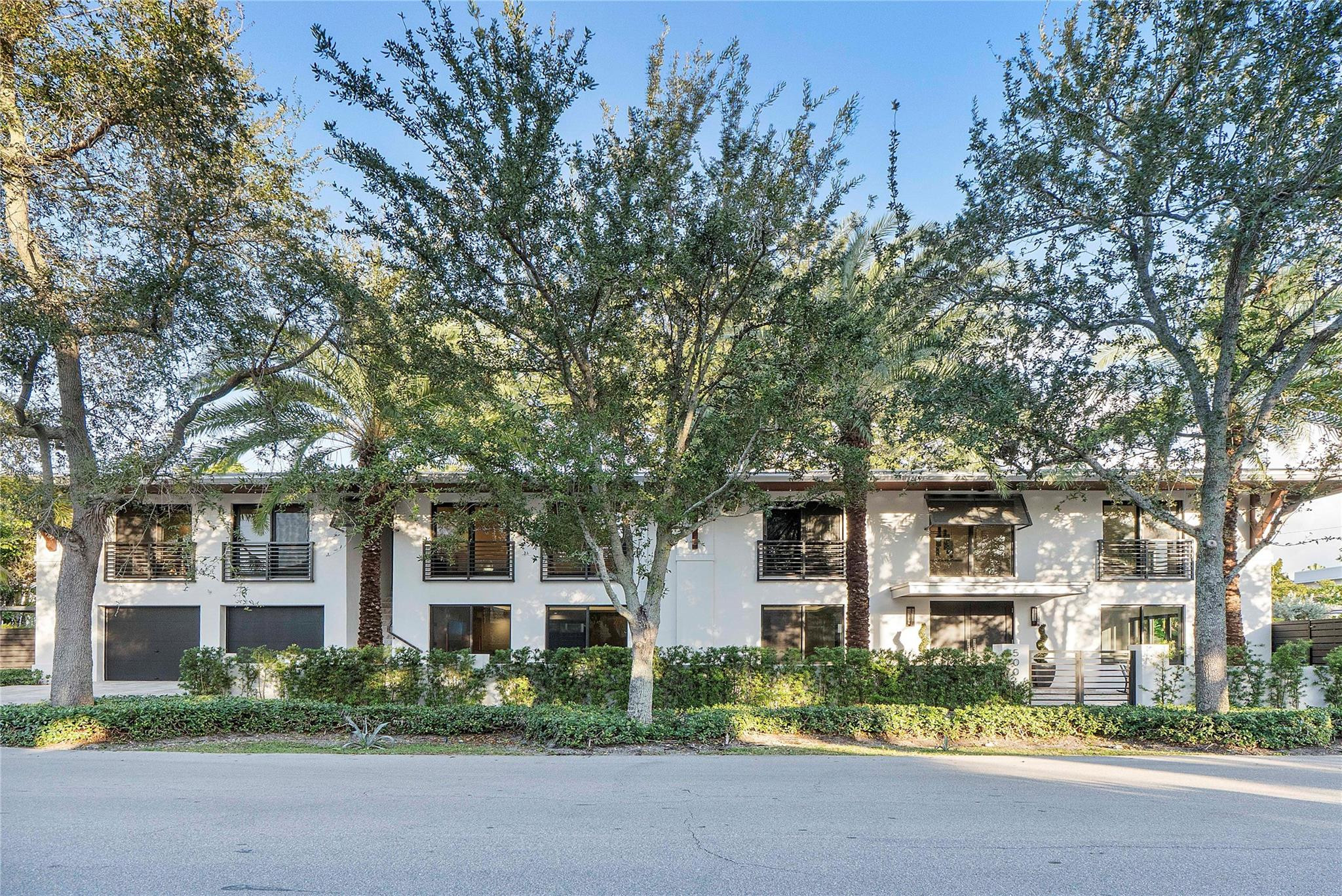 500 NE 14th Fort Lauderdale, FL 33301