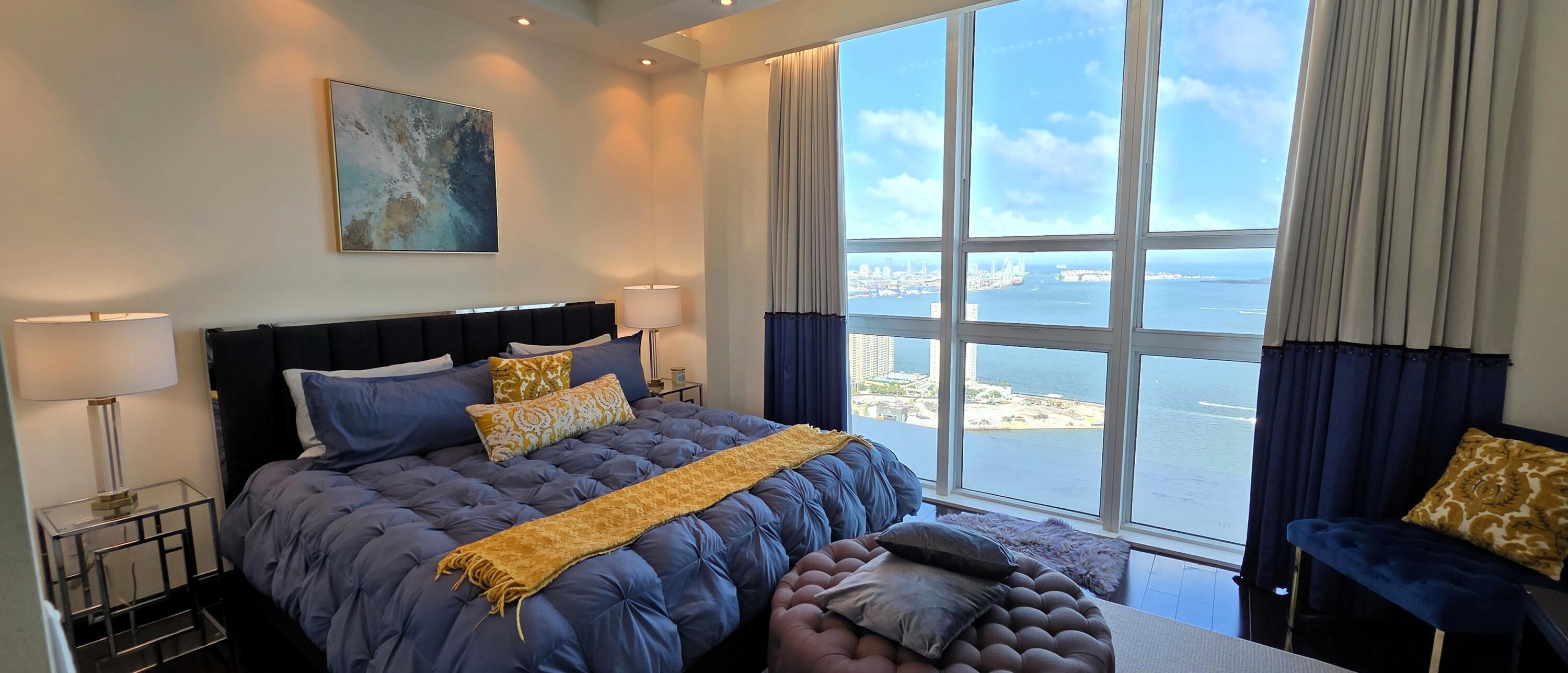 951 Brickell #4308 Miami, FL 33131