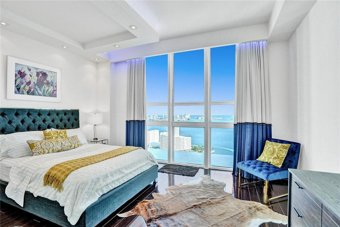 951 Brickell #4308 Miami, FL 33131