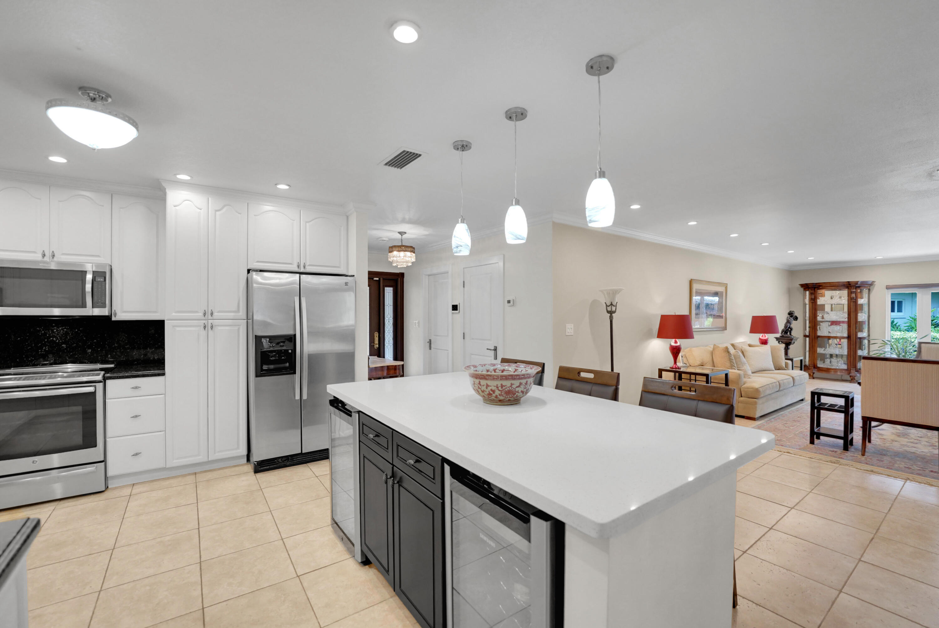 1019 E Cypress Pompano Beach, FL 33069