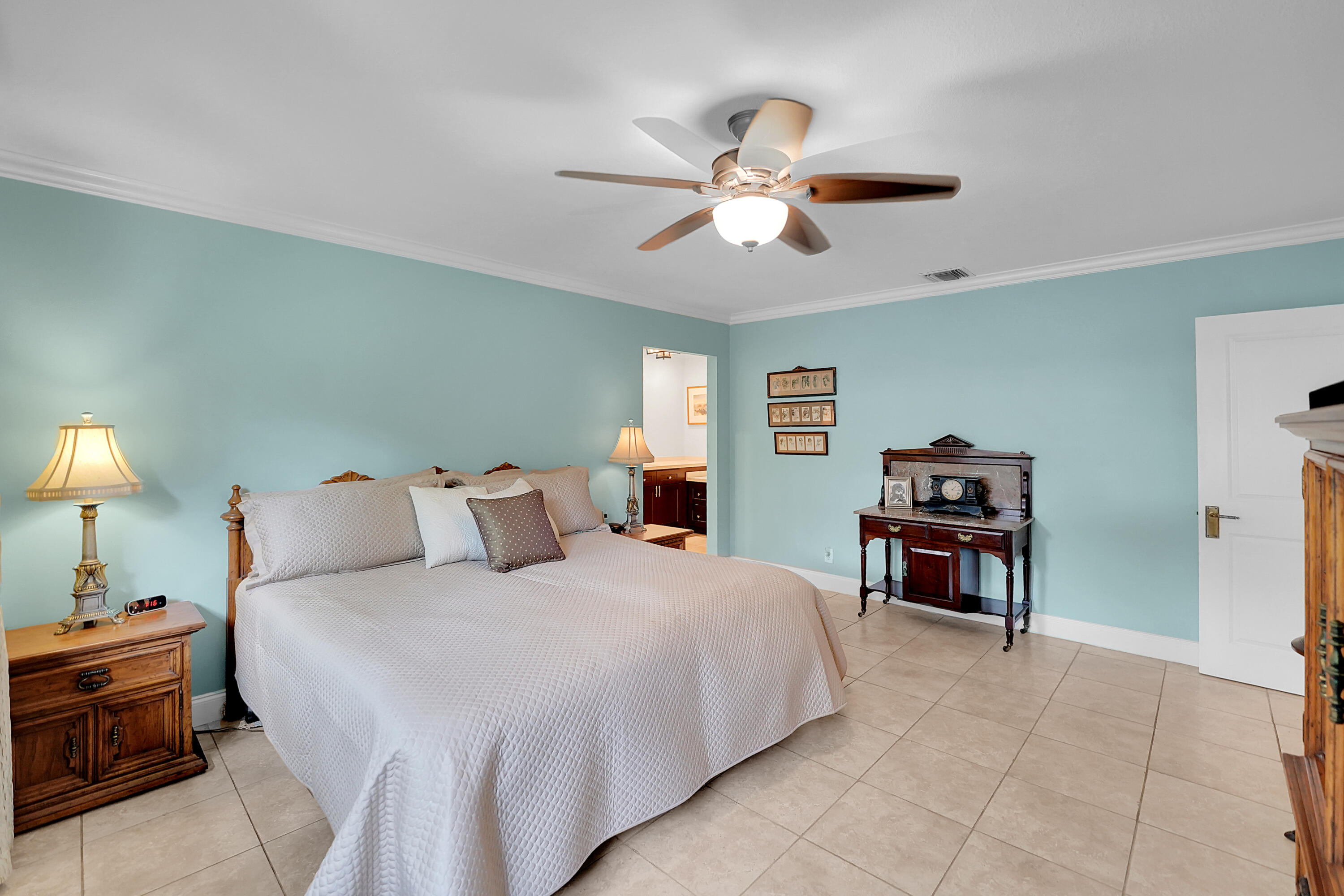 1019 E Cypress Pompano Beach, FL 33069