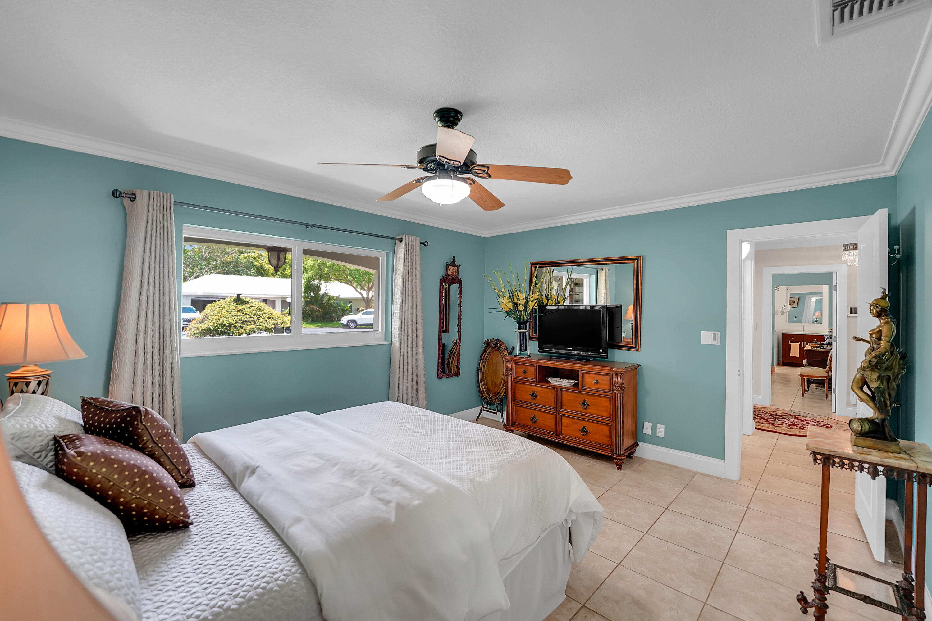 1019 E Cypress Pompano Beach, FL 33069