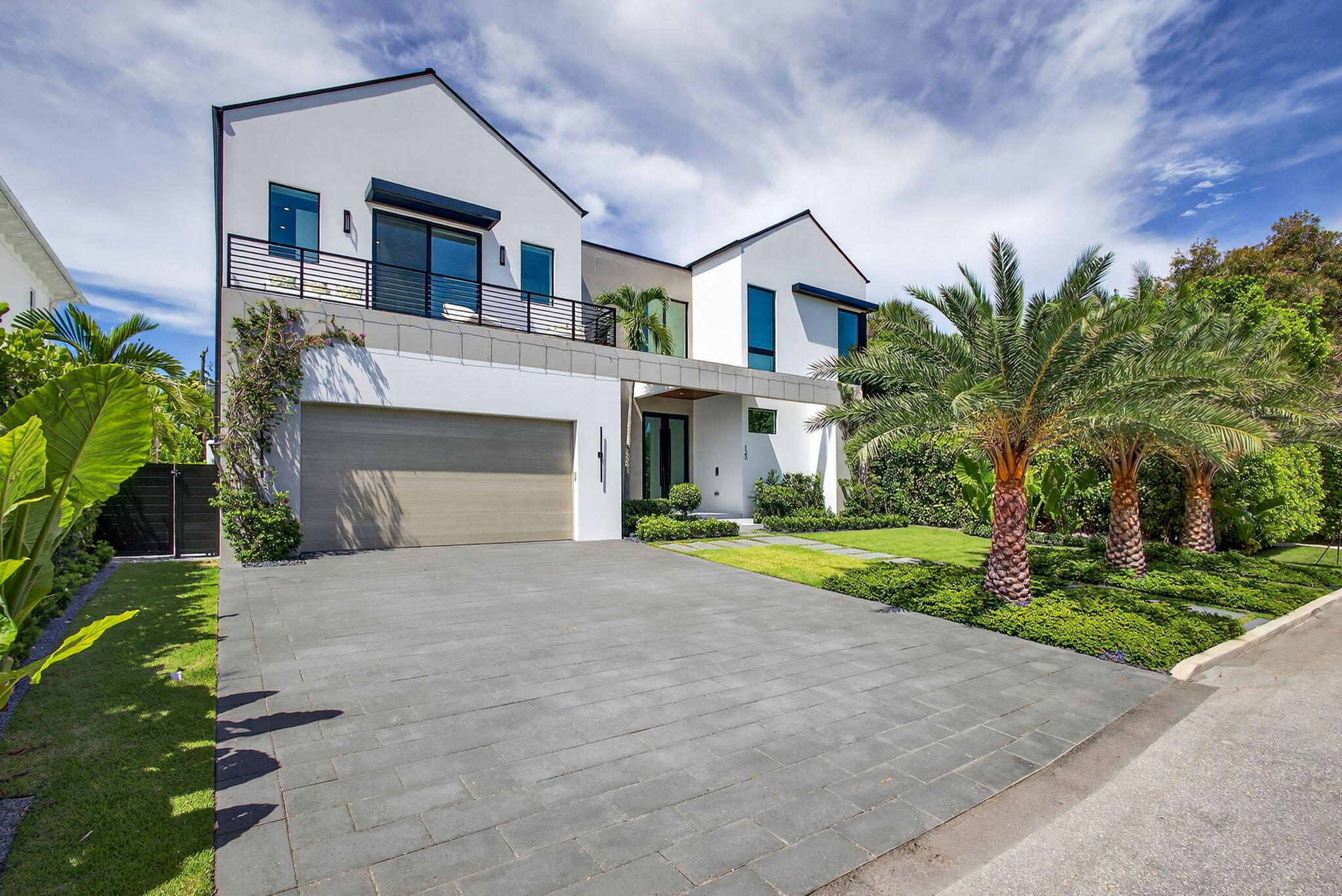 123 Murray West Palm Beach, FL 33405
