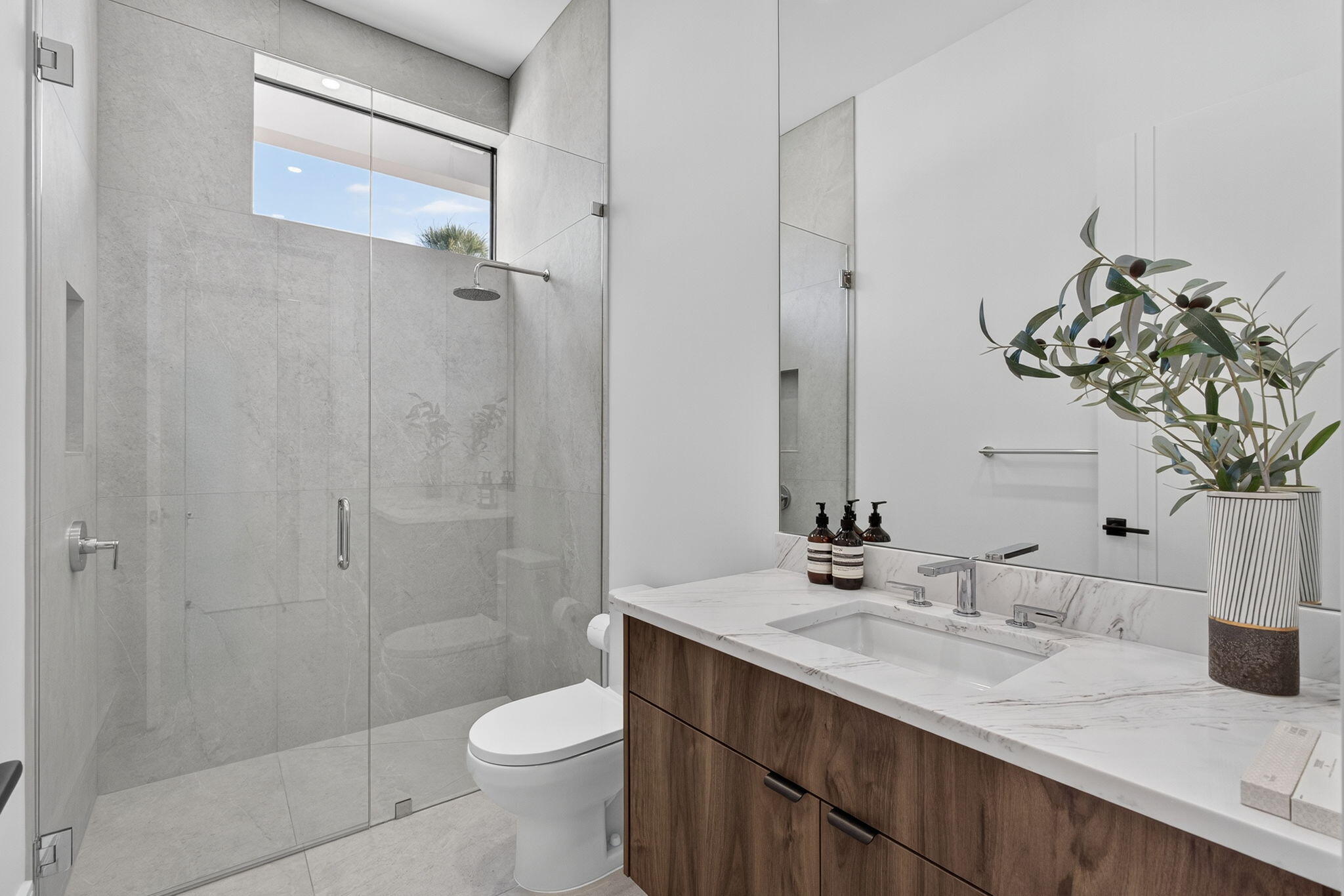 123 Murray West Palm Beach, FL 33405