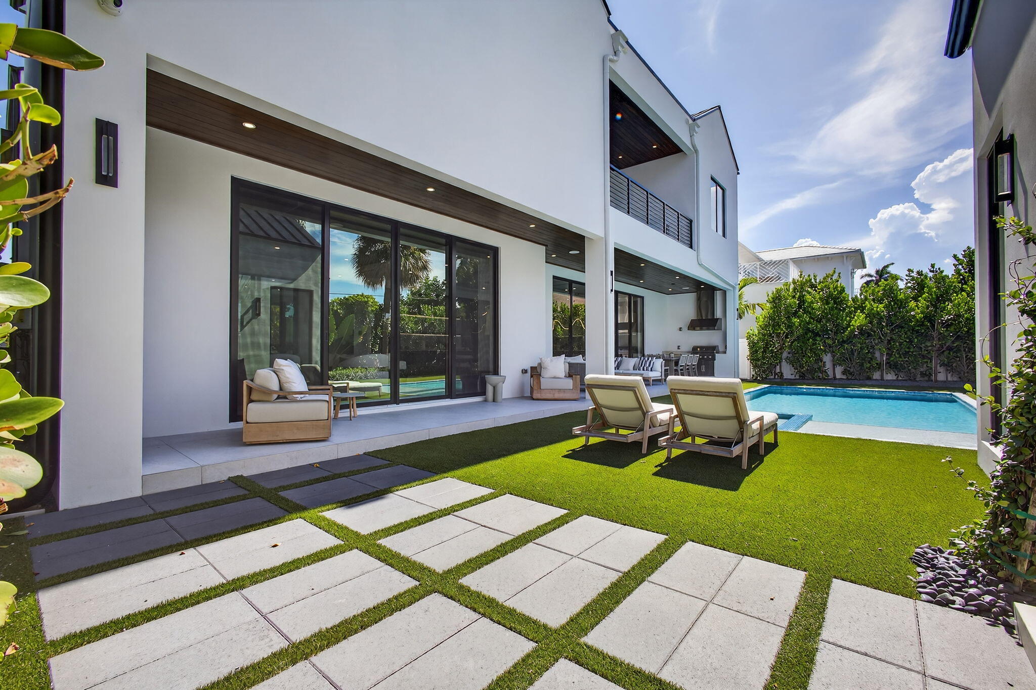 123 Murray West Palm Beach, FL 33405