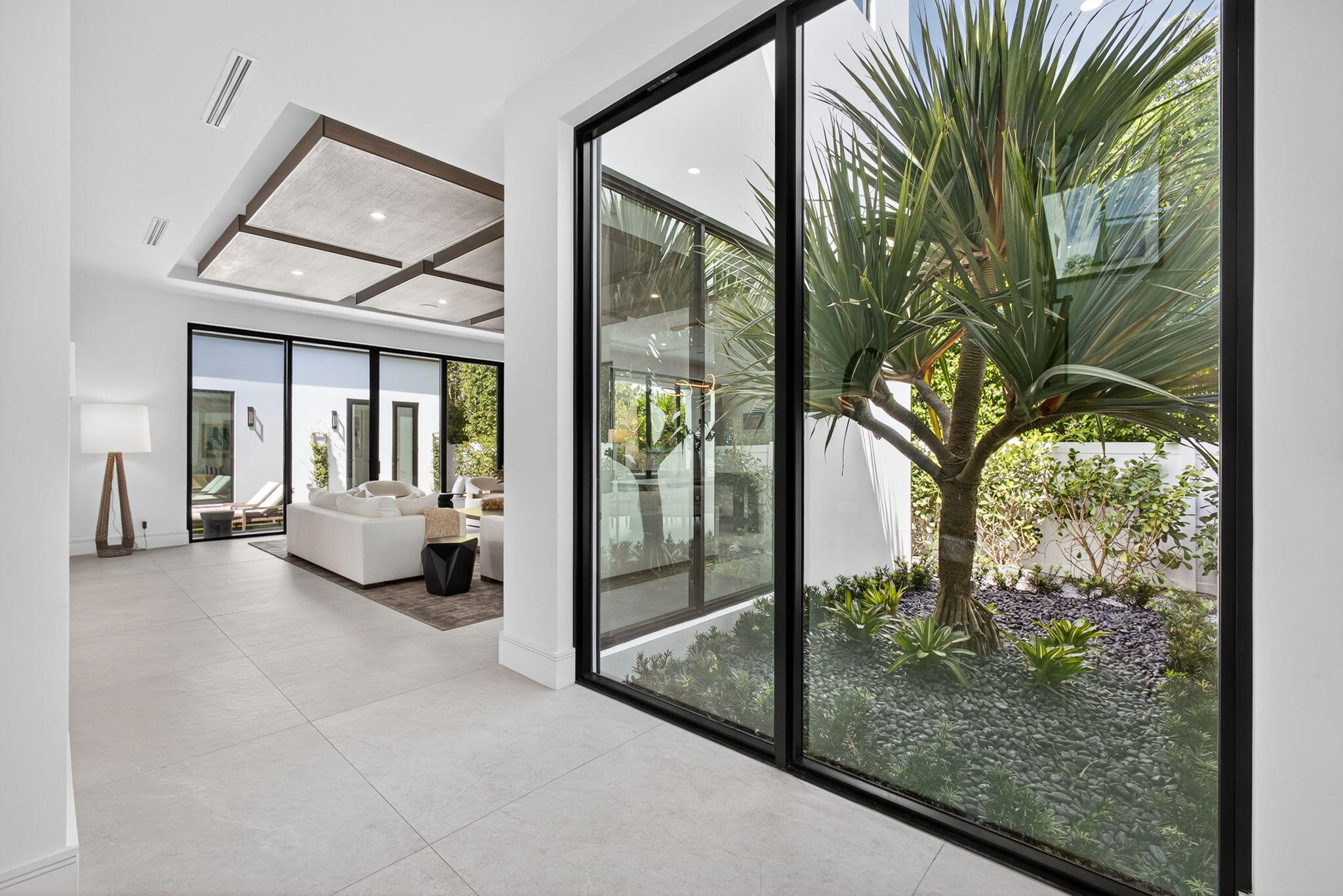 123 Murray West Palm Beach, FL 33405