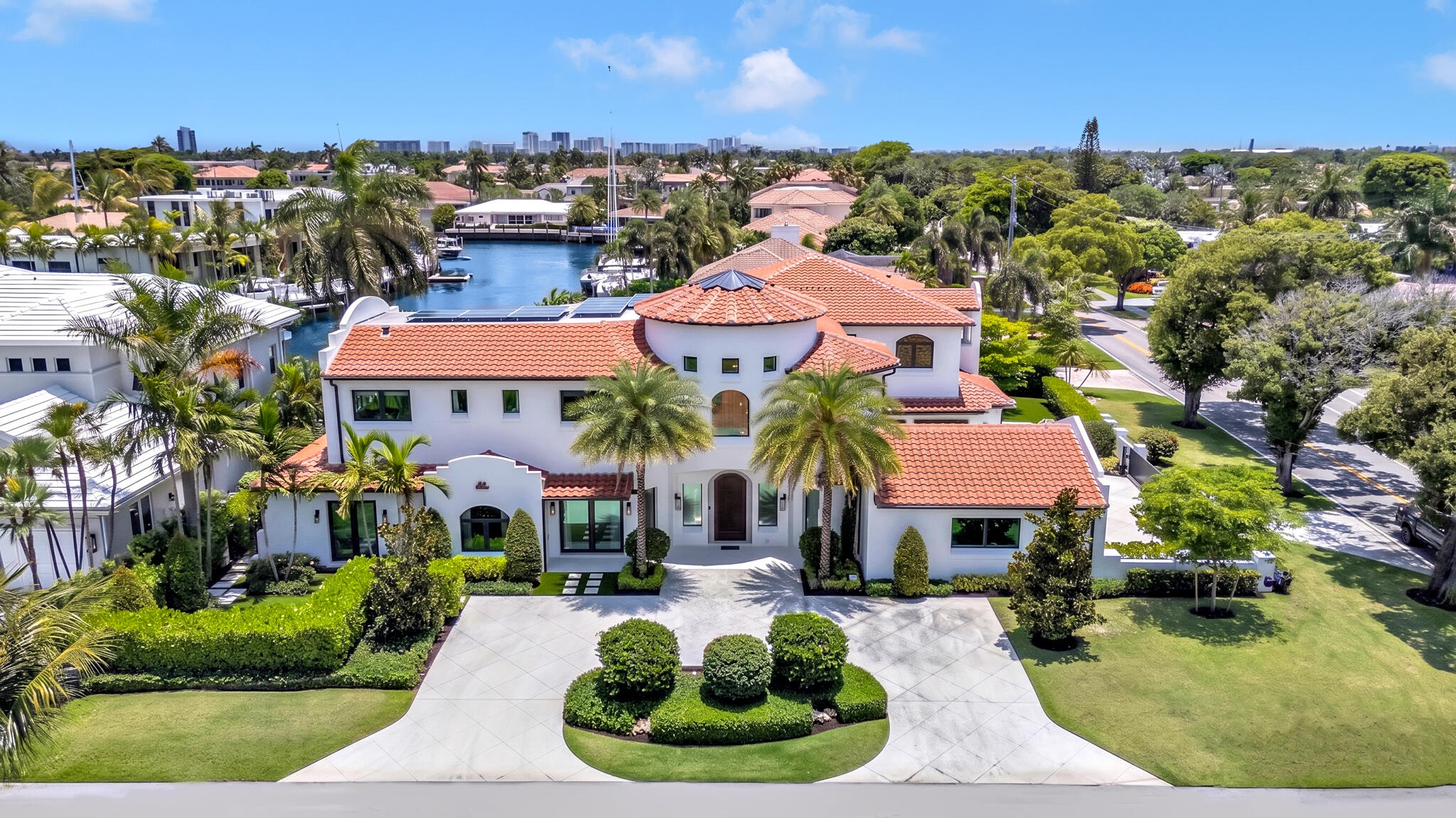 2300 NE 34th Lighthouse Point, FL 33064