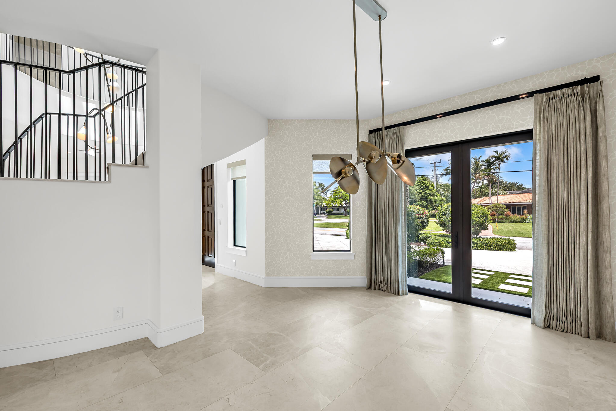 2300 NE 34th Lighthouse Point, FL 33064