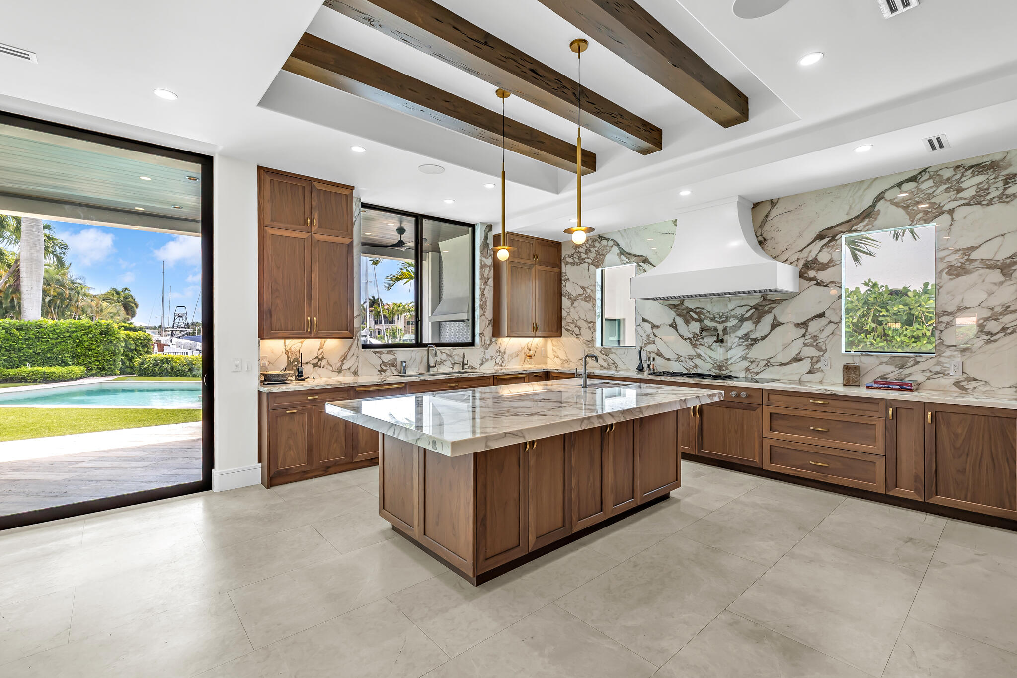2300 NE 34th Lighthouse Point, FL 33064