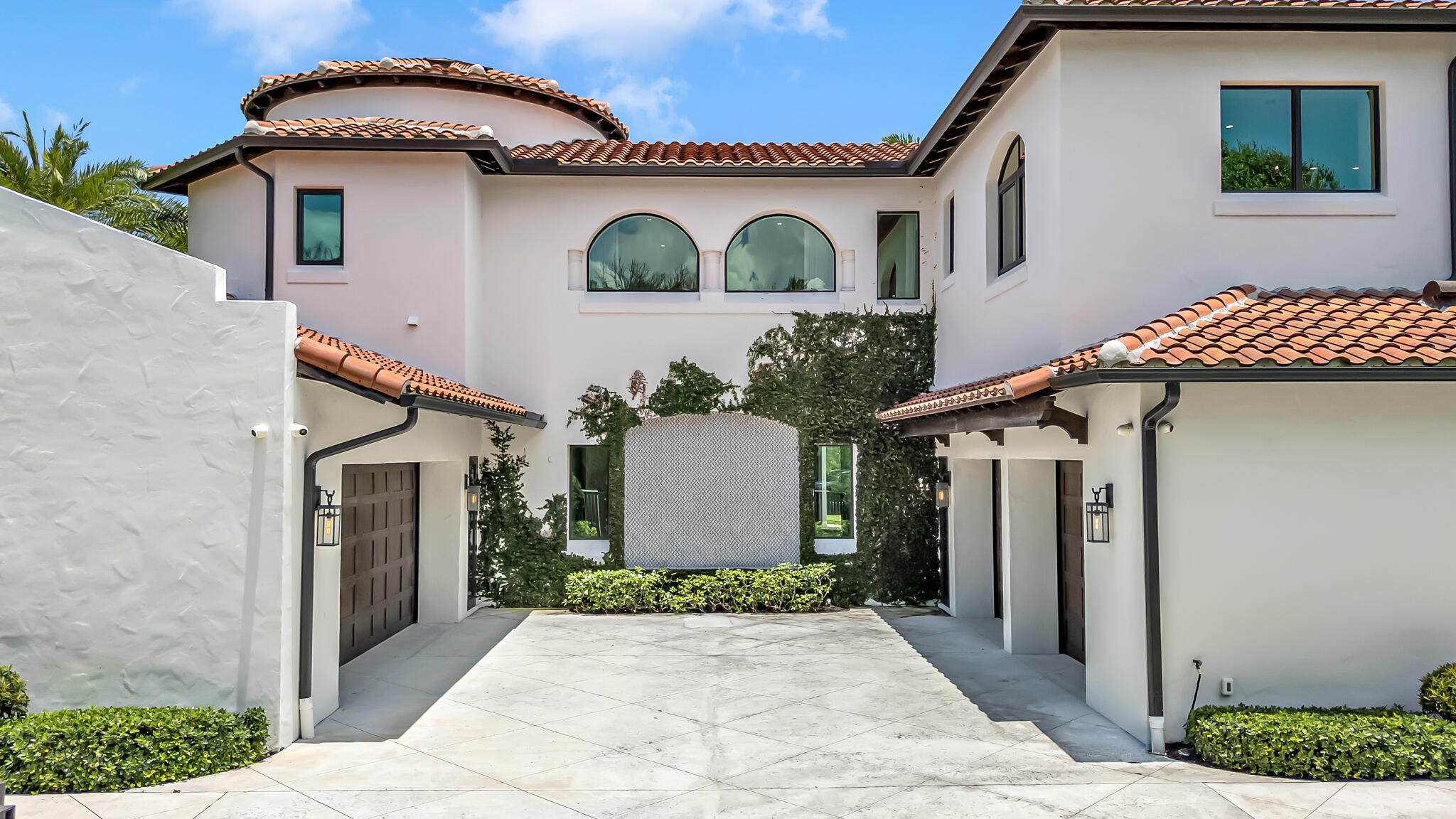 2300 NE 34th Lighthouse Point, FL 33064