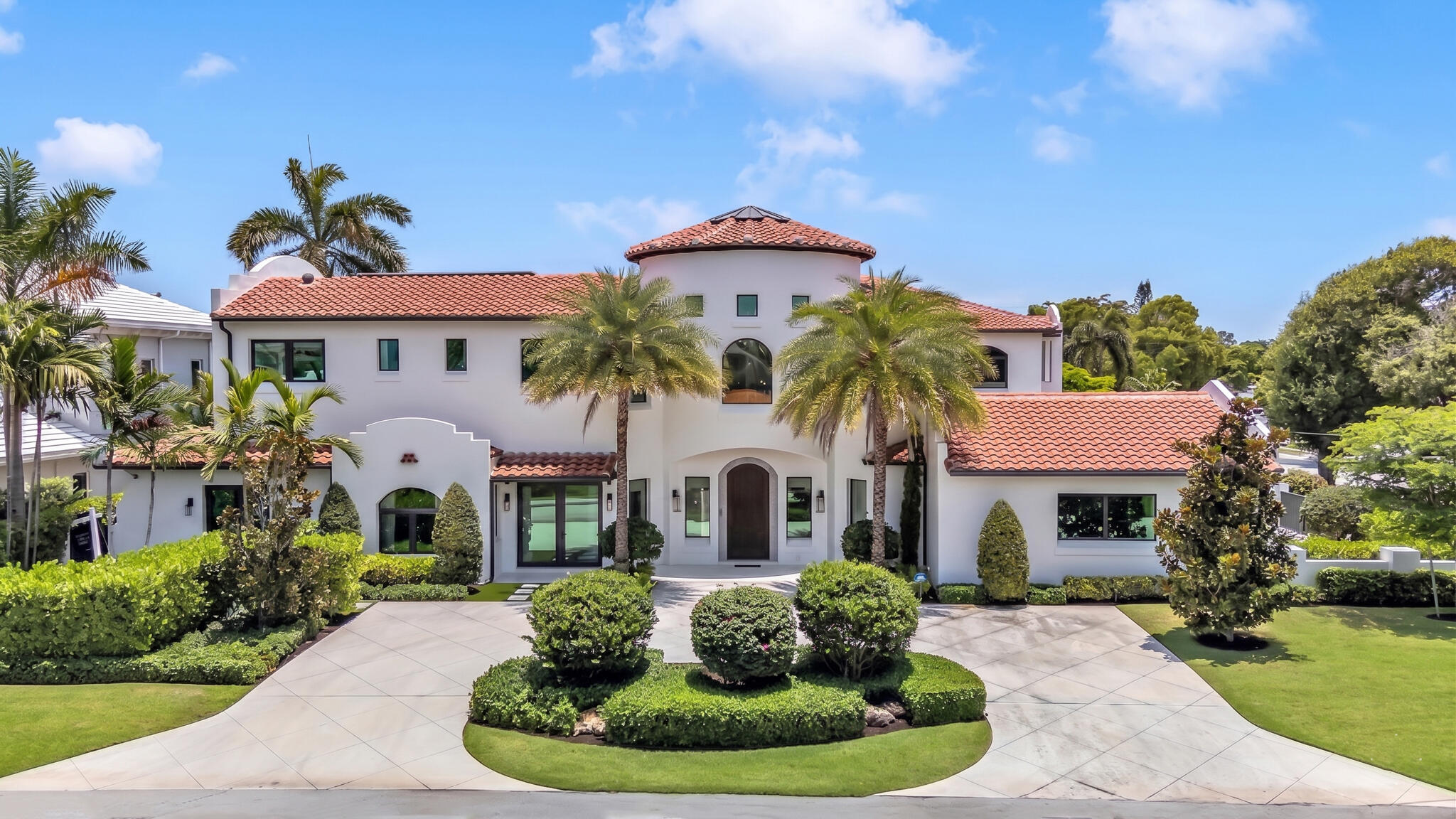 2300 NE 34th Lighthouse Point, FL 33064