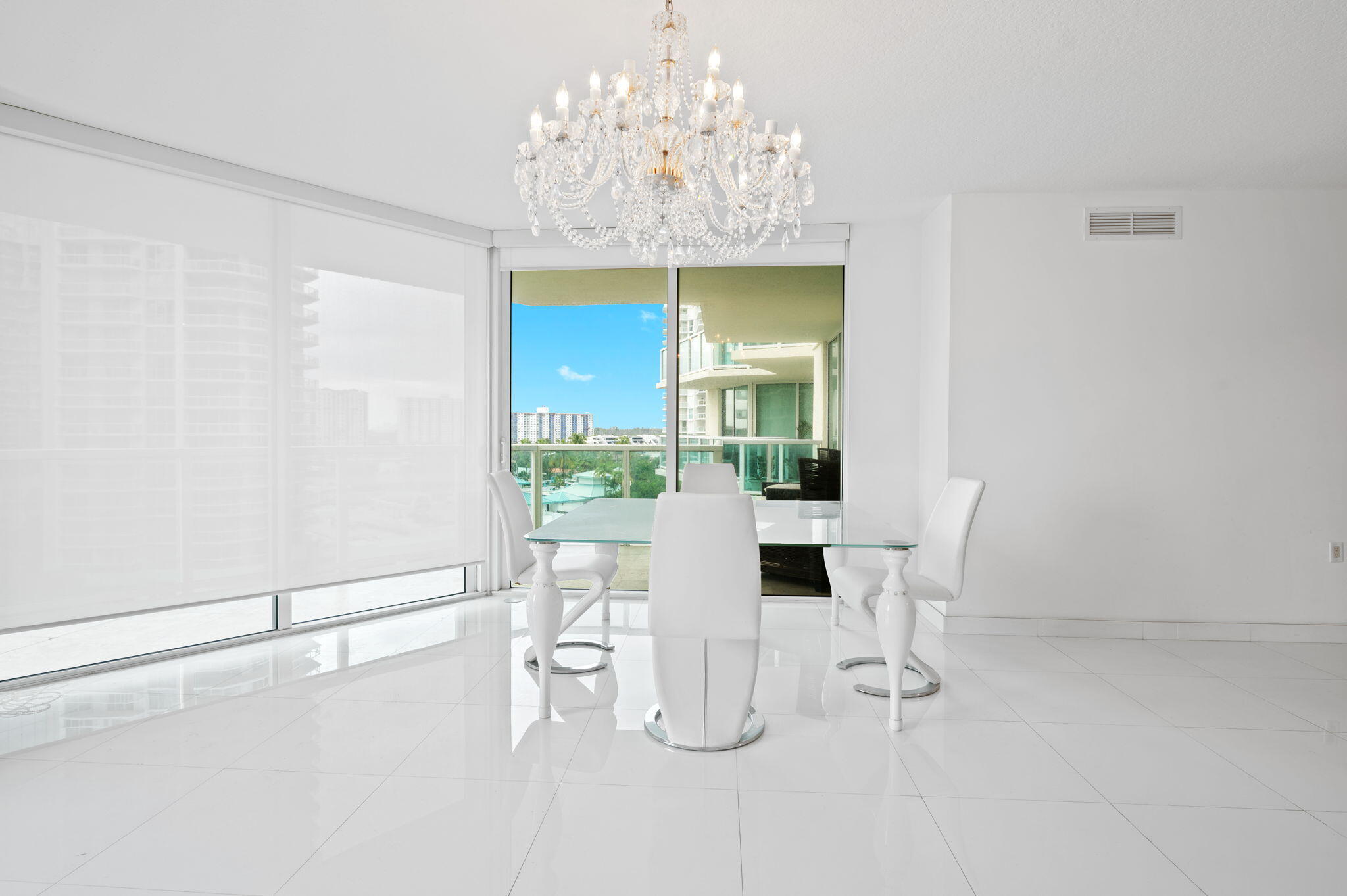 image St Tropez Sunny Isles10