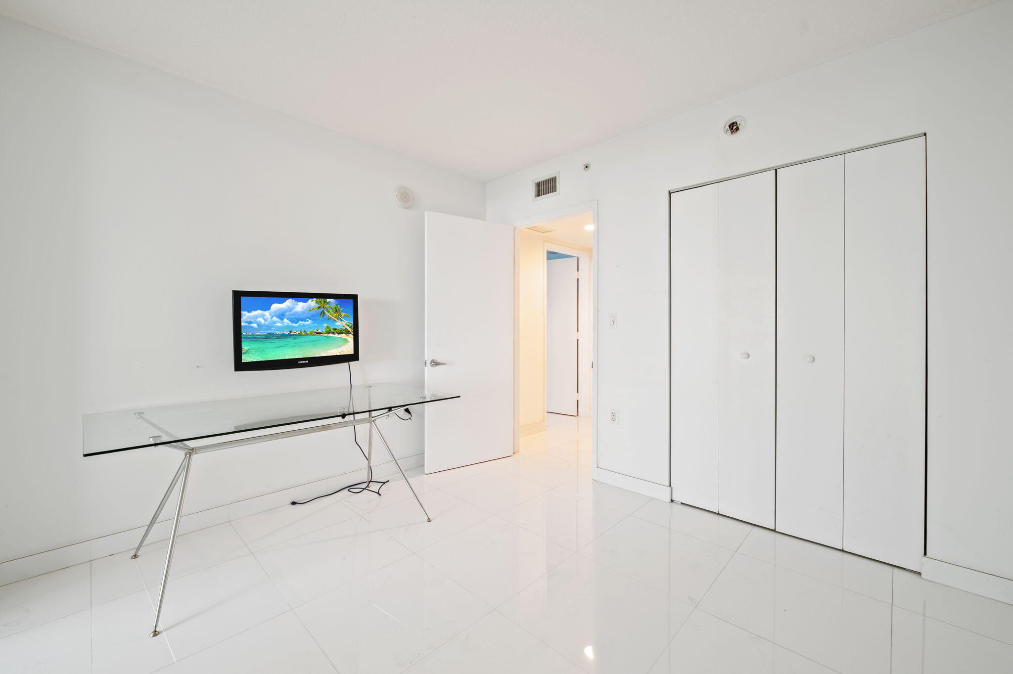 image St Tropez Sunny Isles23