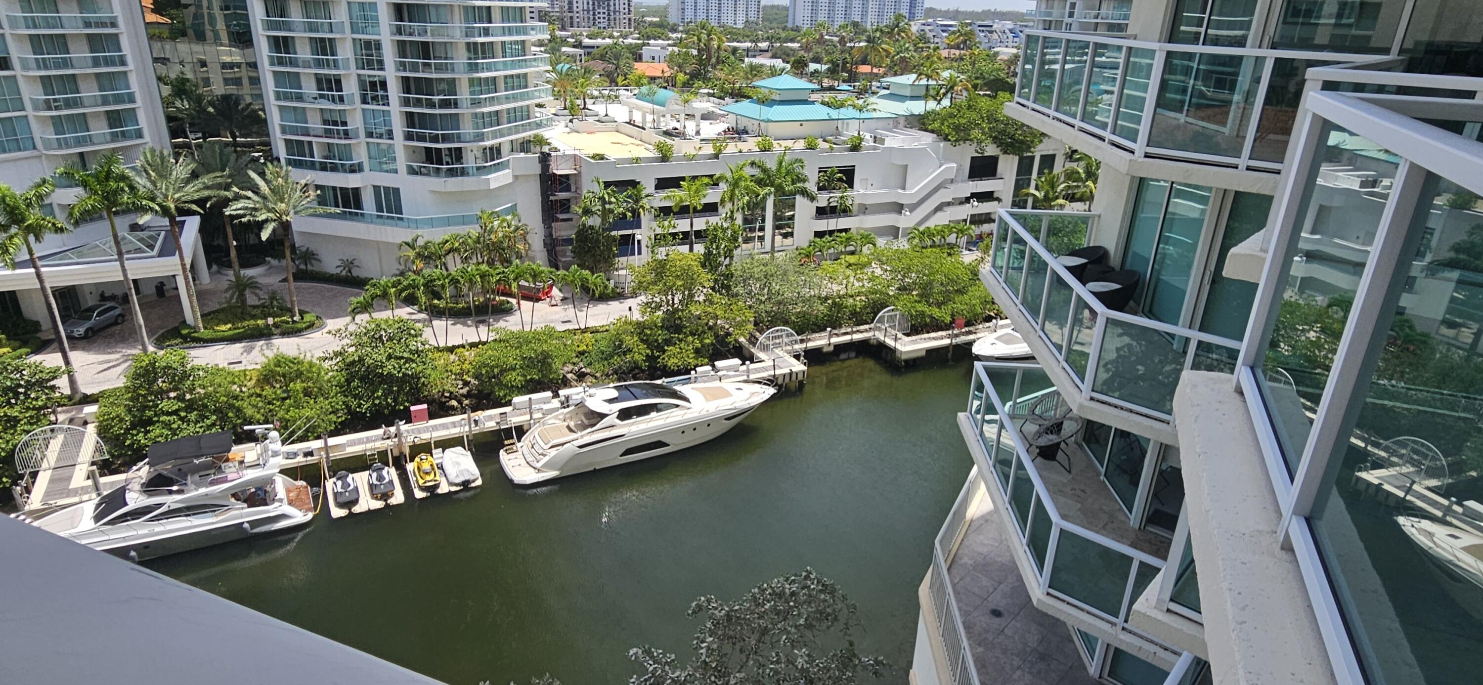 image St Tropez Sunny Isles2