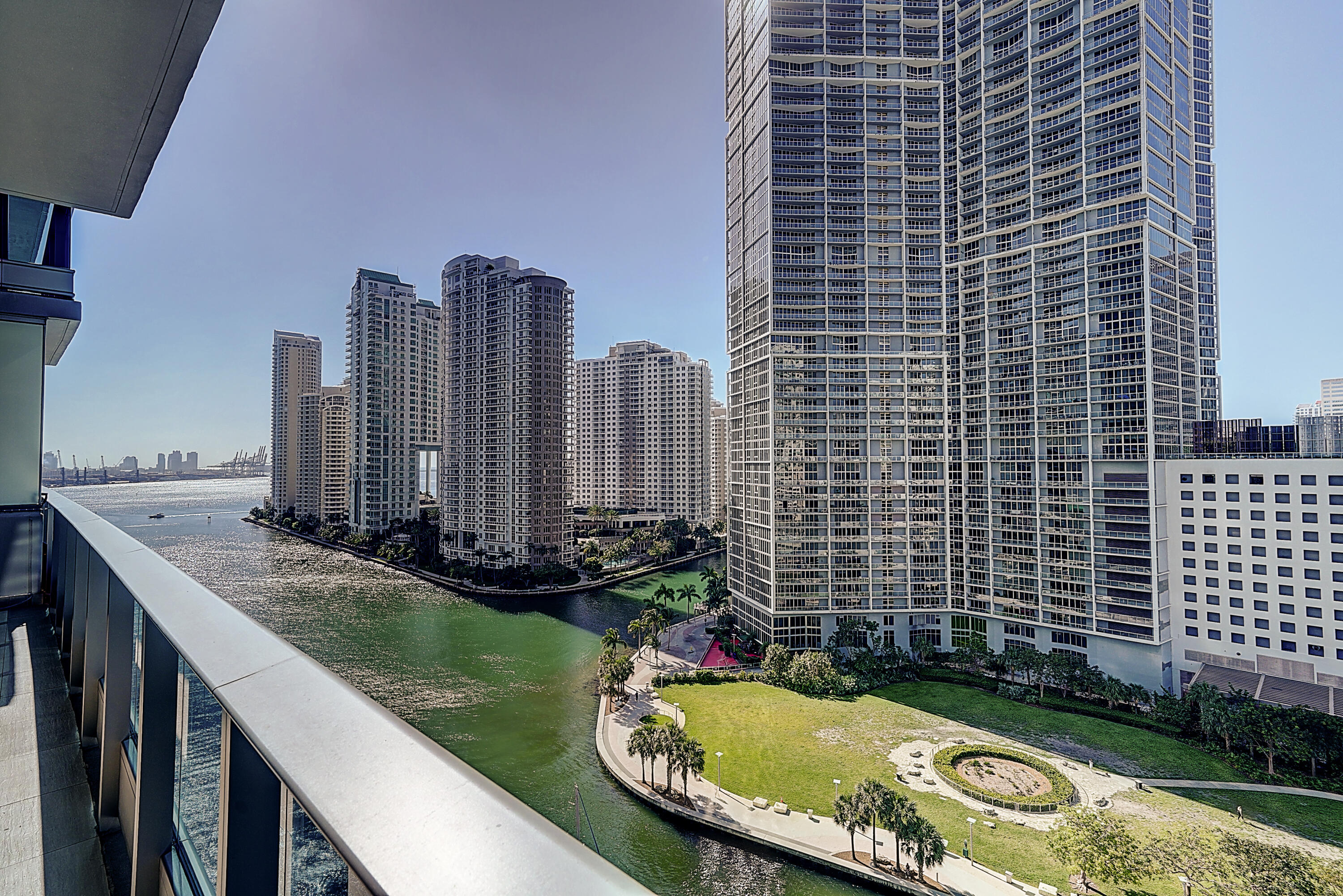 200 Biscayne Blvd #1408