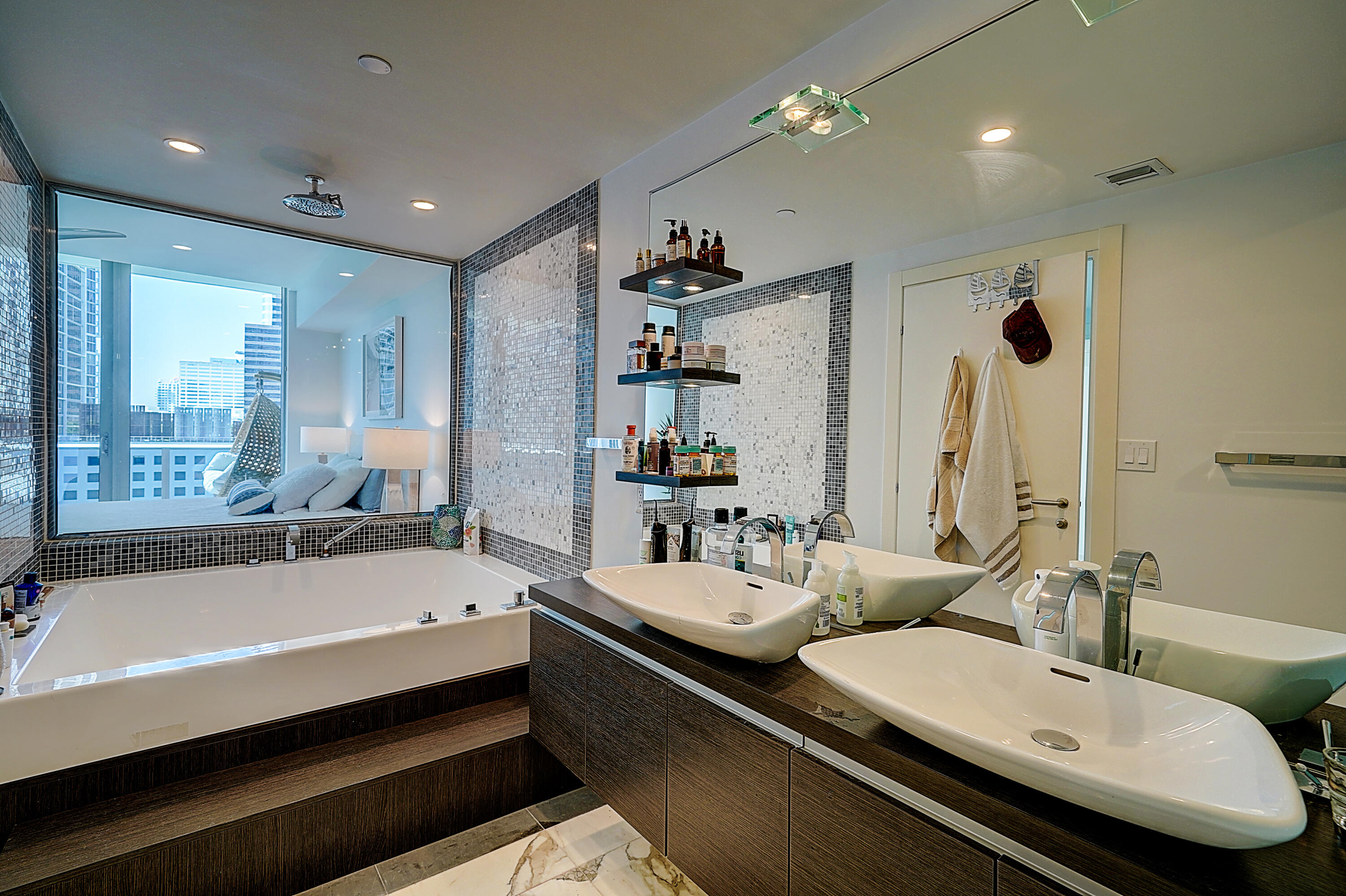 image Epic Residences7