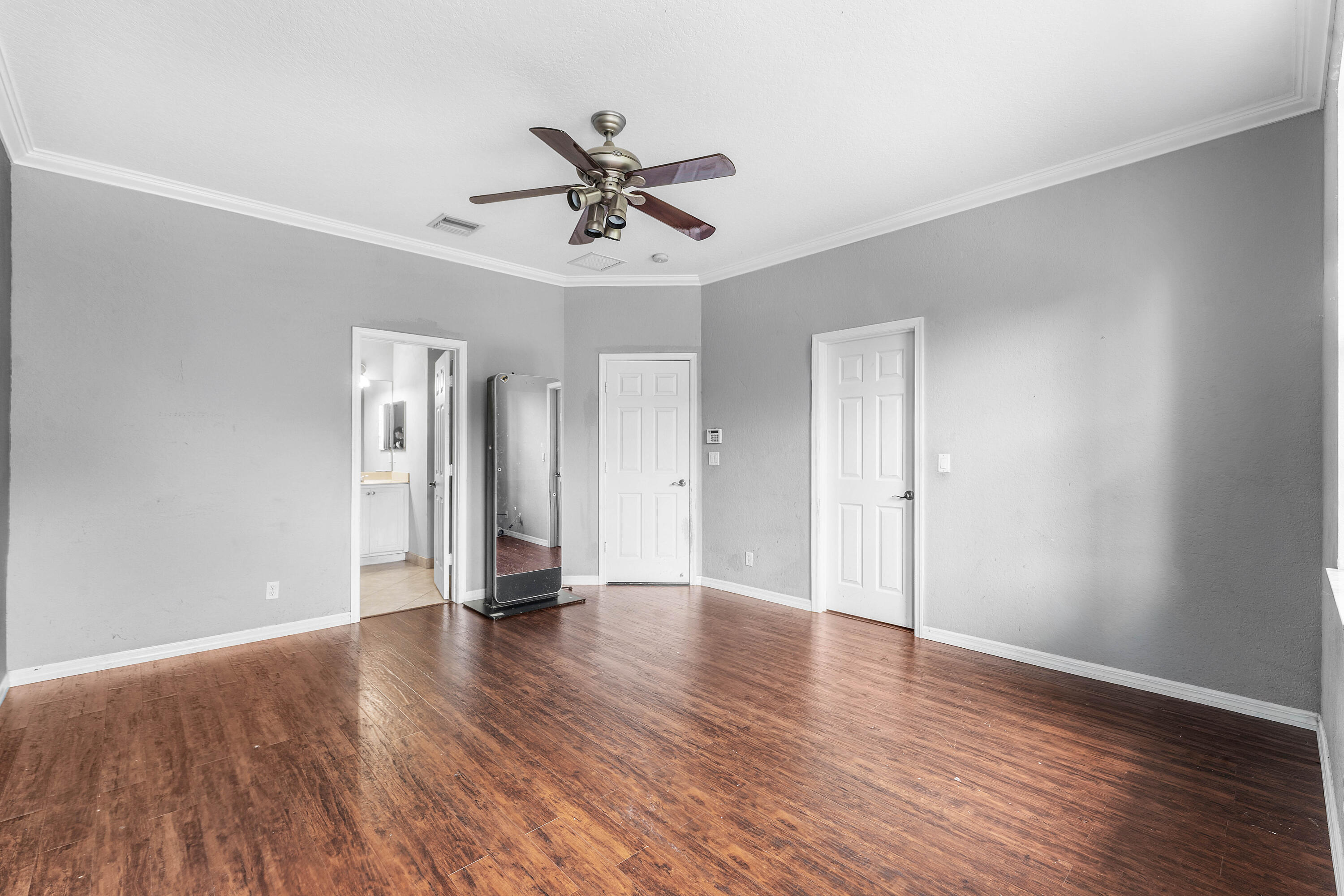 341 Indian Crk Pkwy #103 Jupiter, FL 33458