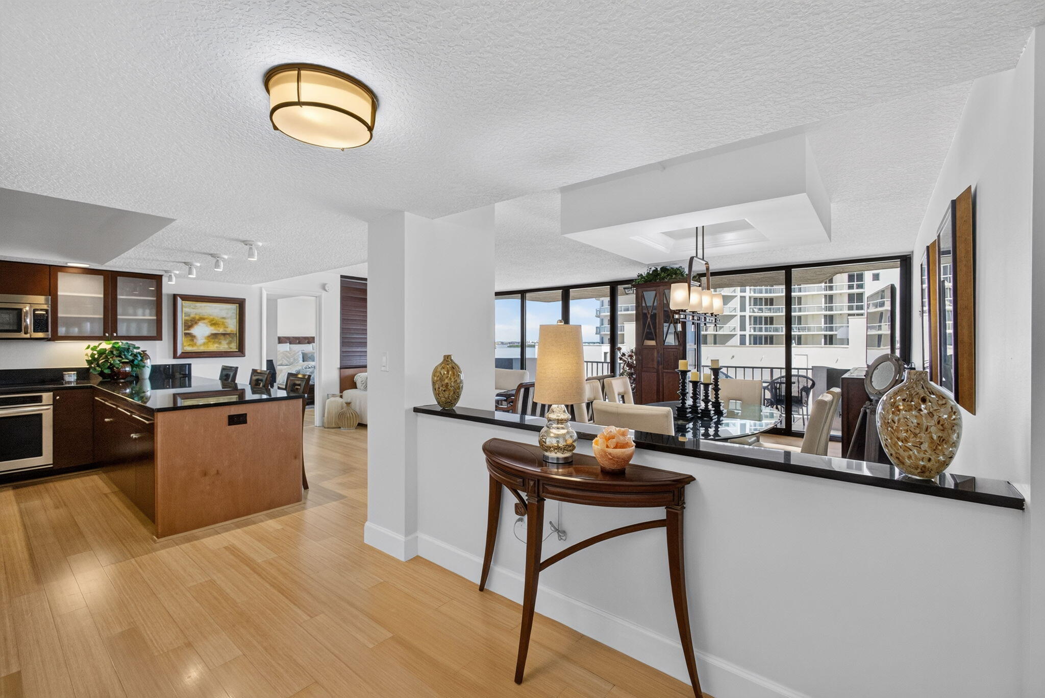 4200 N Ocean Dr #1-905