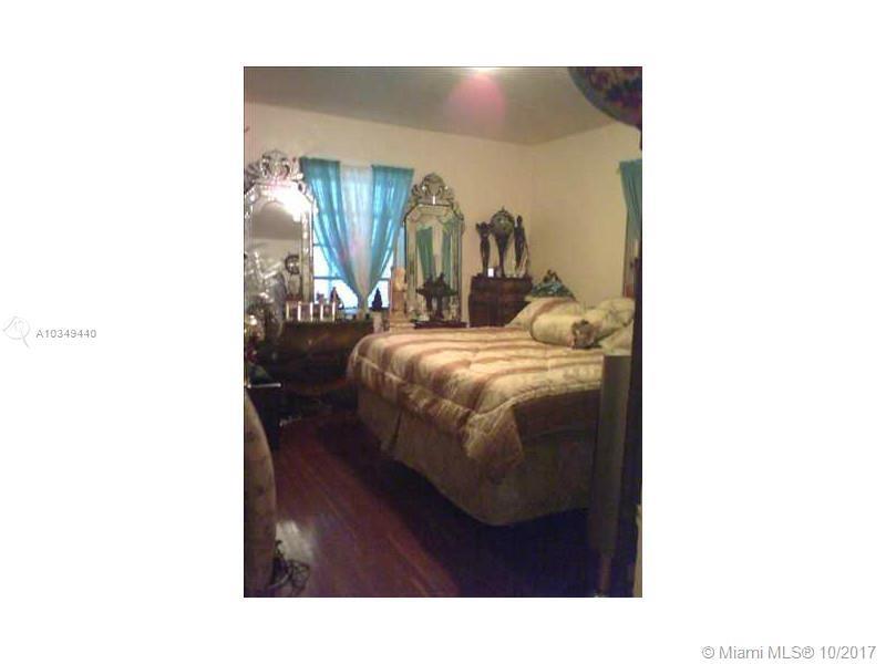 9324 Abbott Ave Surfside, FL 33154