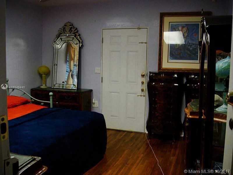 9324 Abbott Ave Surfside, FL 33154