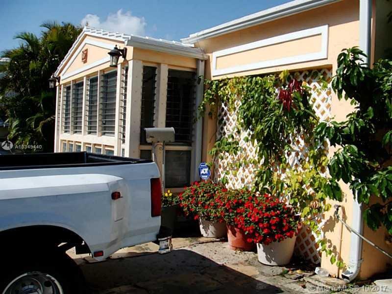 9324 Abbott Ave Surfside, FL 33154