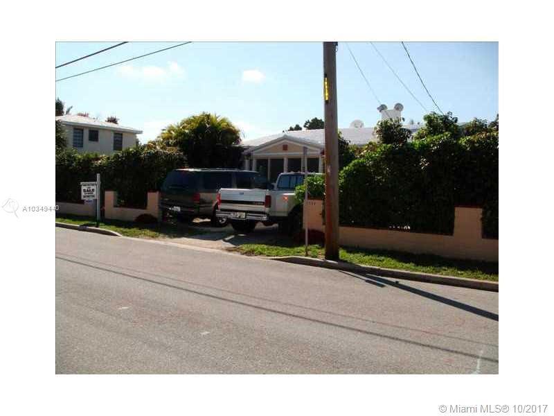 9324 Abbott Ave Surfside, FL 33154