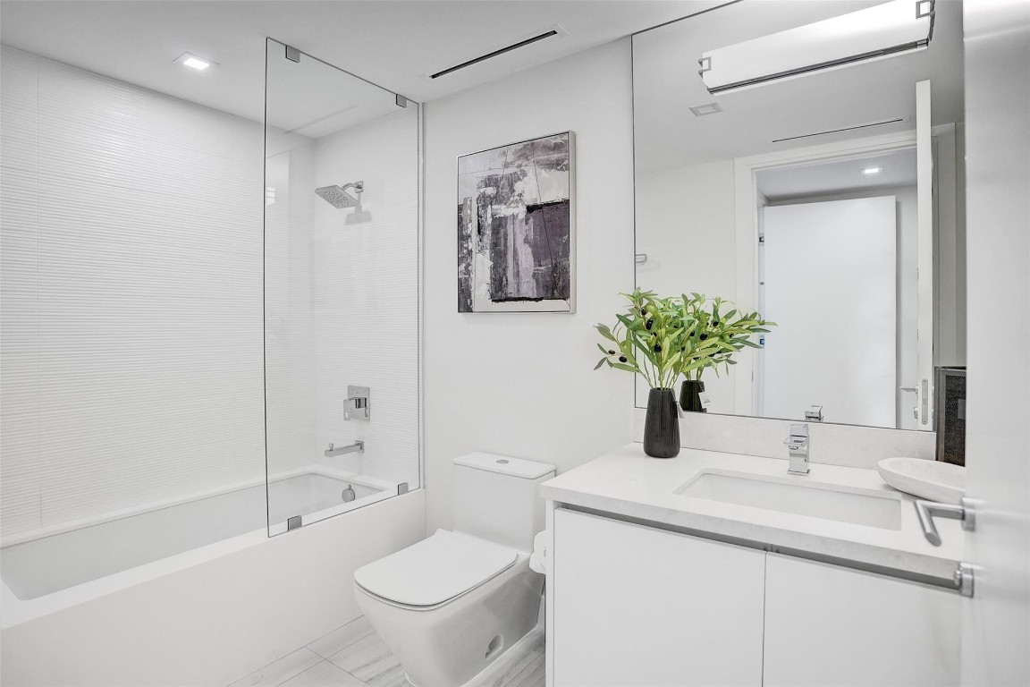 701 N Fort Lauderdale Bch #PH1801 Fort Lauderdale, FL 33304