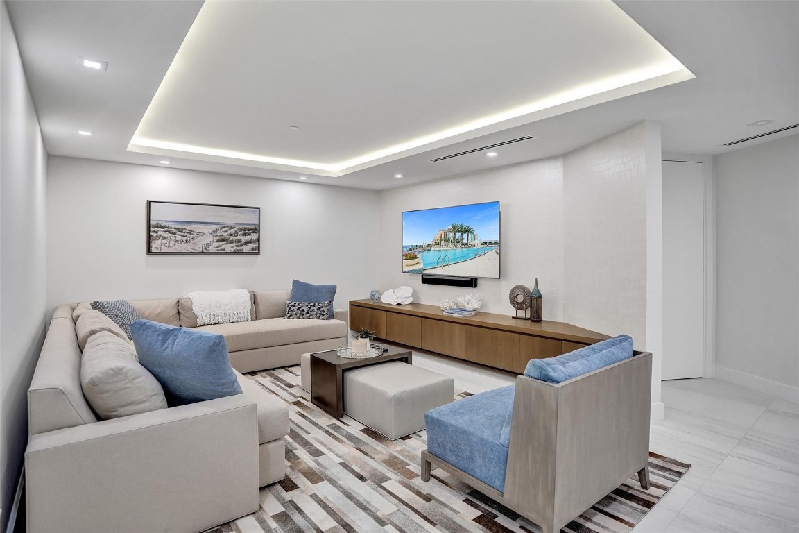 701 N Fort Lauderdale Bch #PH1801 Fort Lauderdale, FL 33304