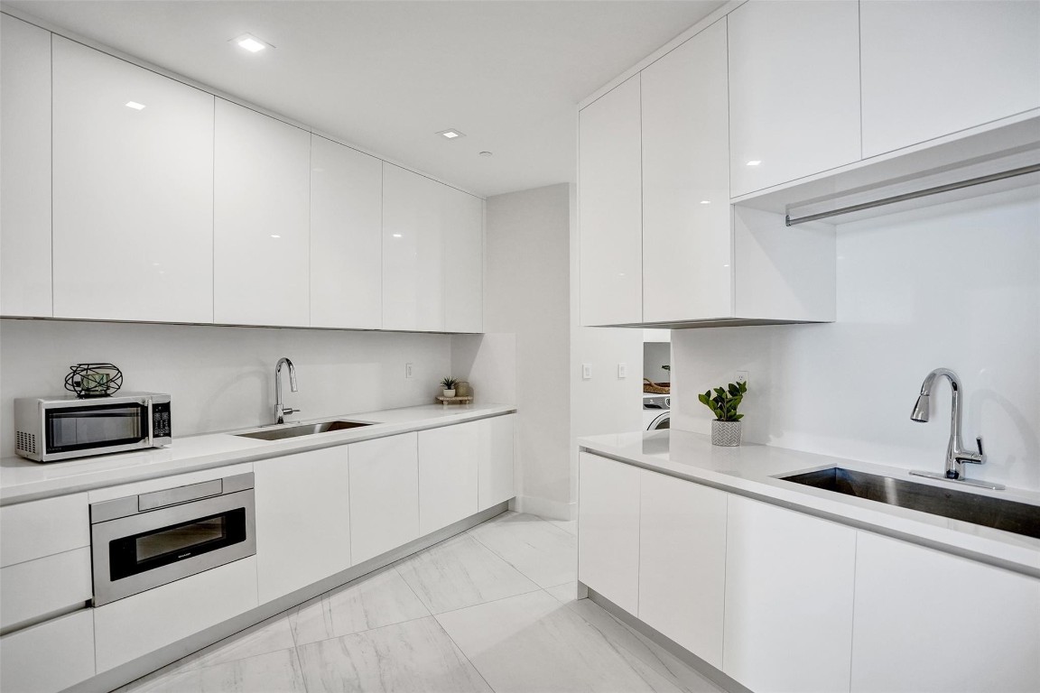 701 N Fort Lauderdale Bch #PH1801 Fort Lauderdale, FL 33304