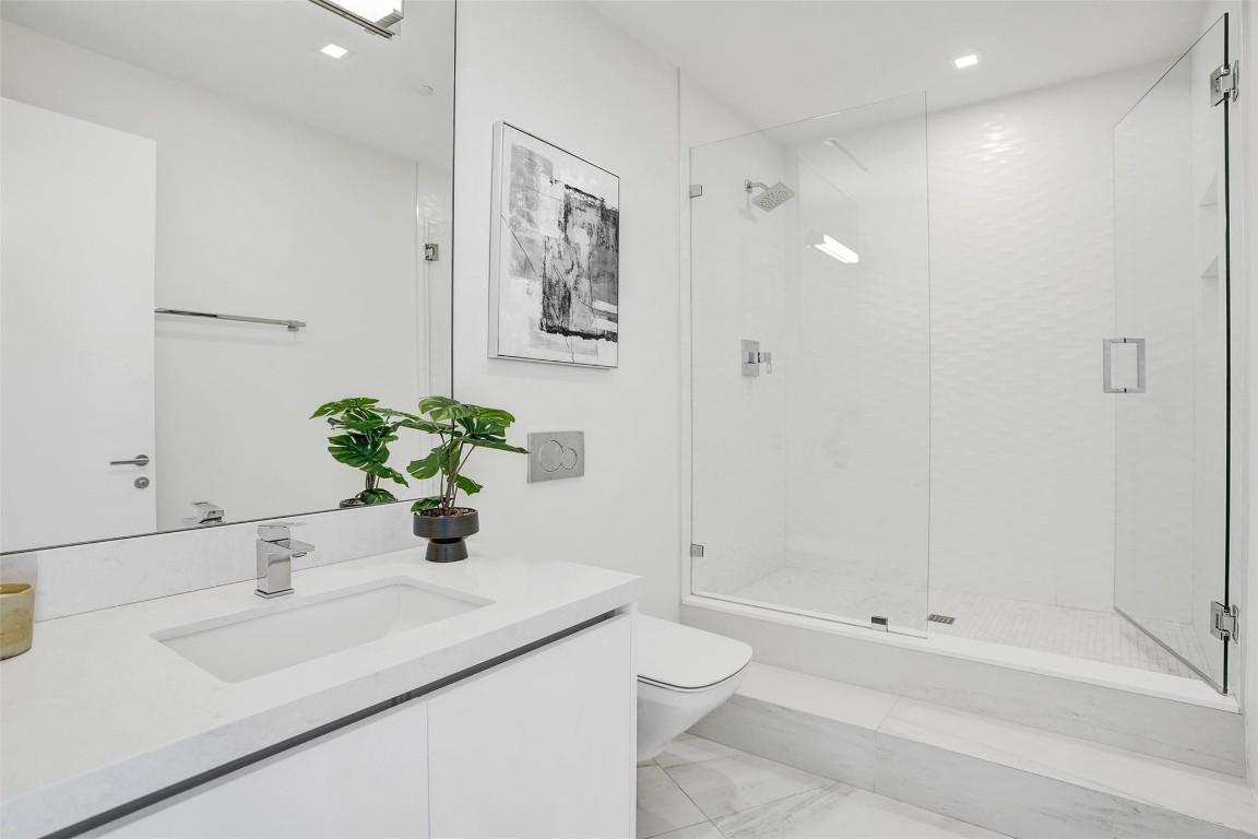 701 N Fort Lauderdale Bch #PH1801 Fort Lauderdale, FL 33304