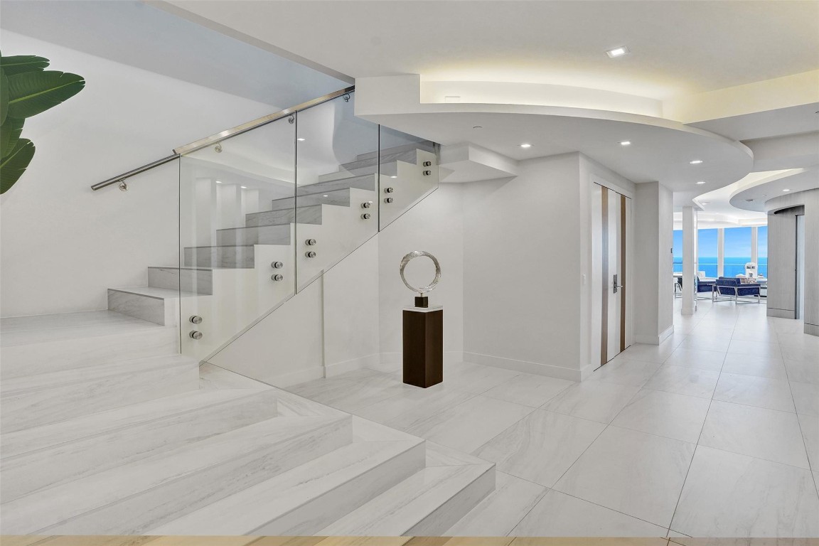 701 N Fort Lauderdale Bch #PH1801 Fort Lauderdale, FL 33304