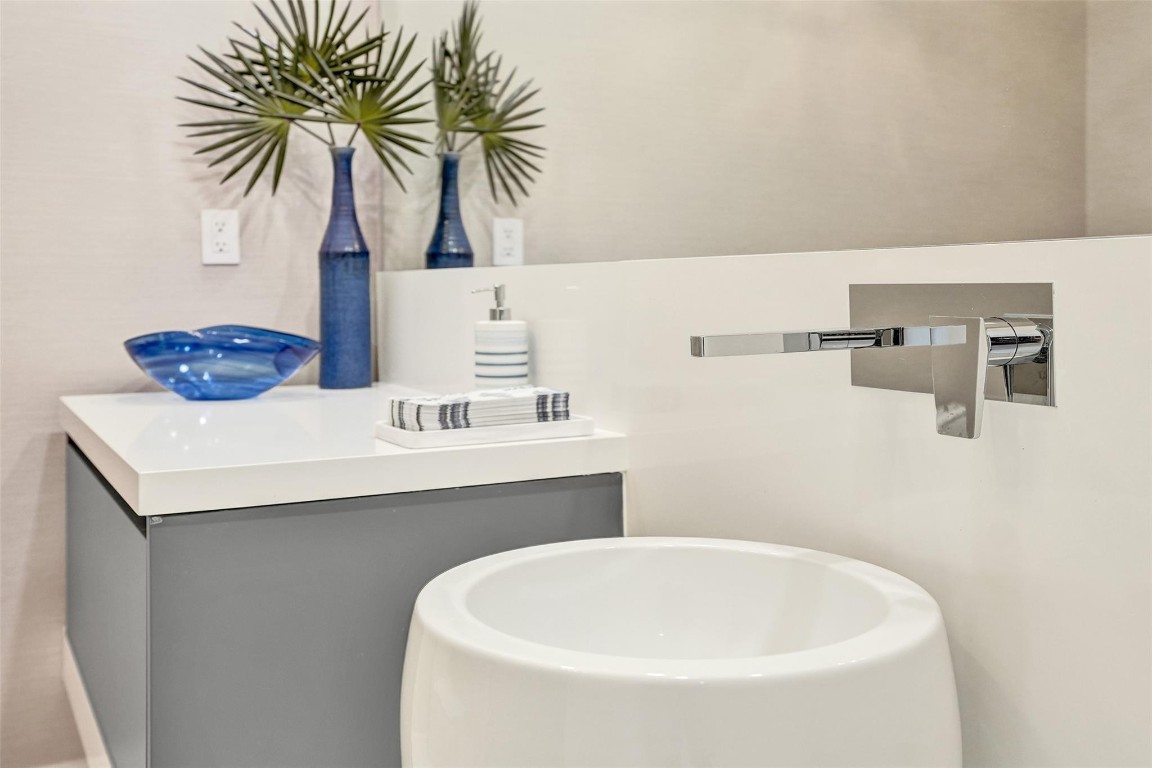 701 N Fort Lauderdale Bch #PH1801 Fort Lauderdale, FL 33304