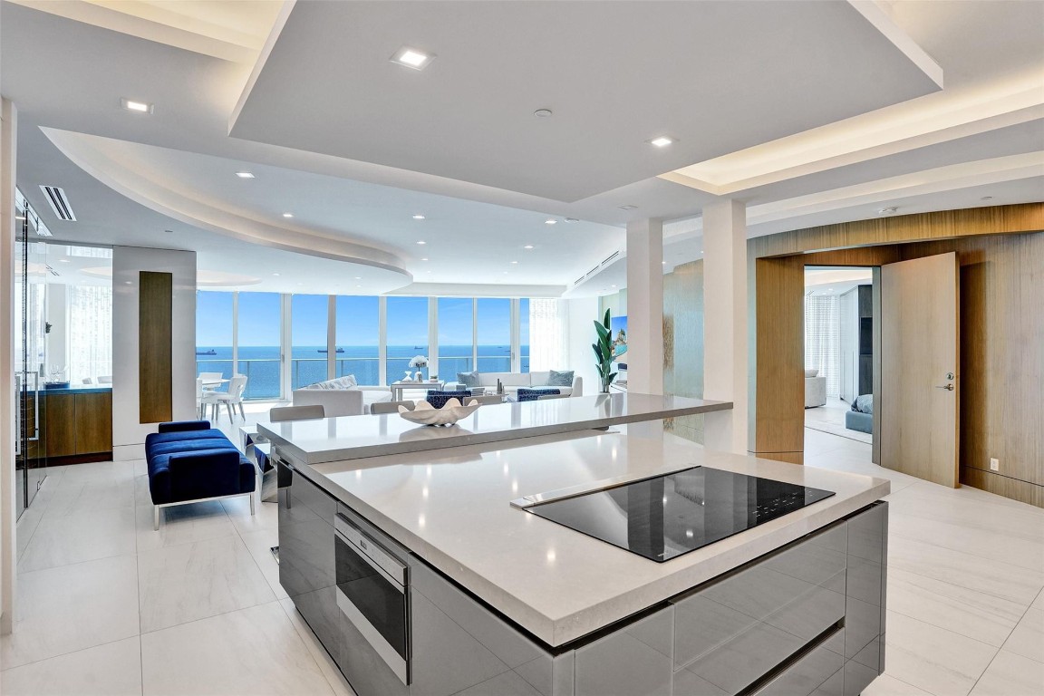 701 N Fort Lauderdale Bch #PH1801 Fort Lauderdale, FL 33304