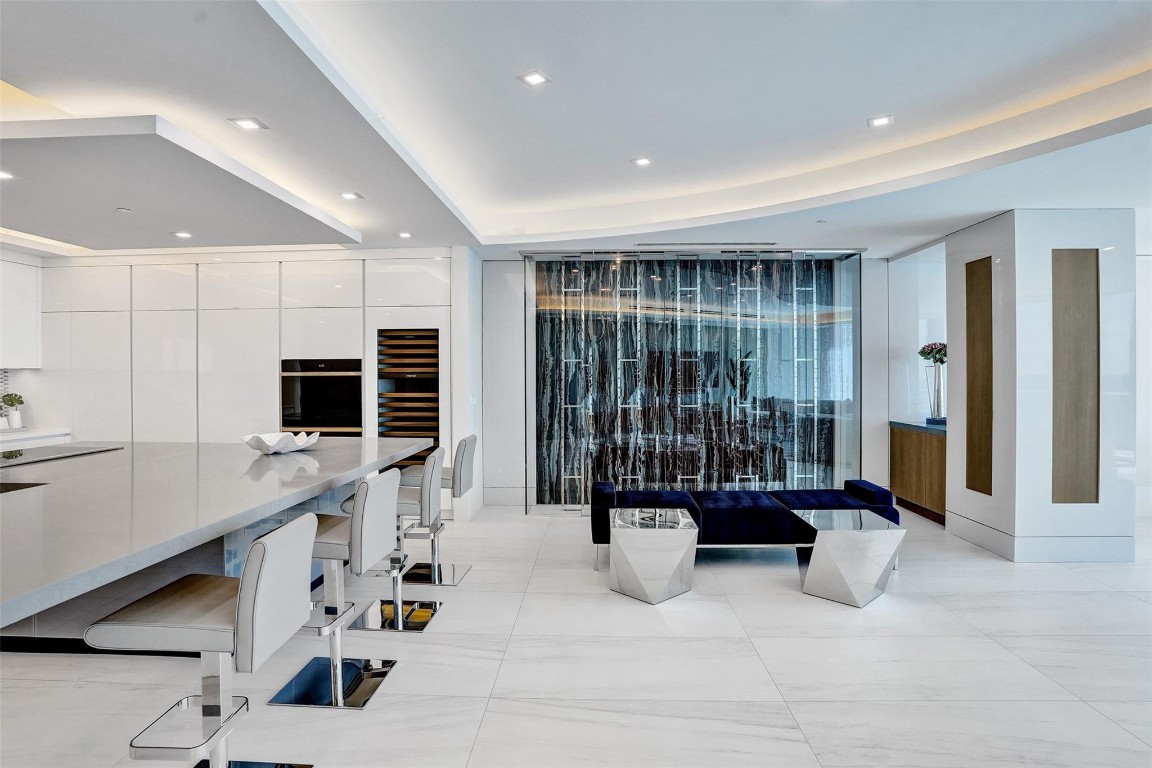 701 N Fort Lauderdale Bch #PH1801 Fort Lauderdale, FL 33304