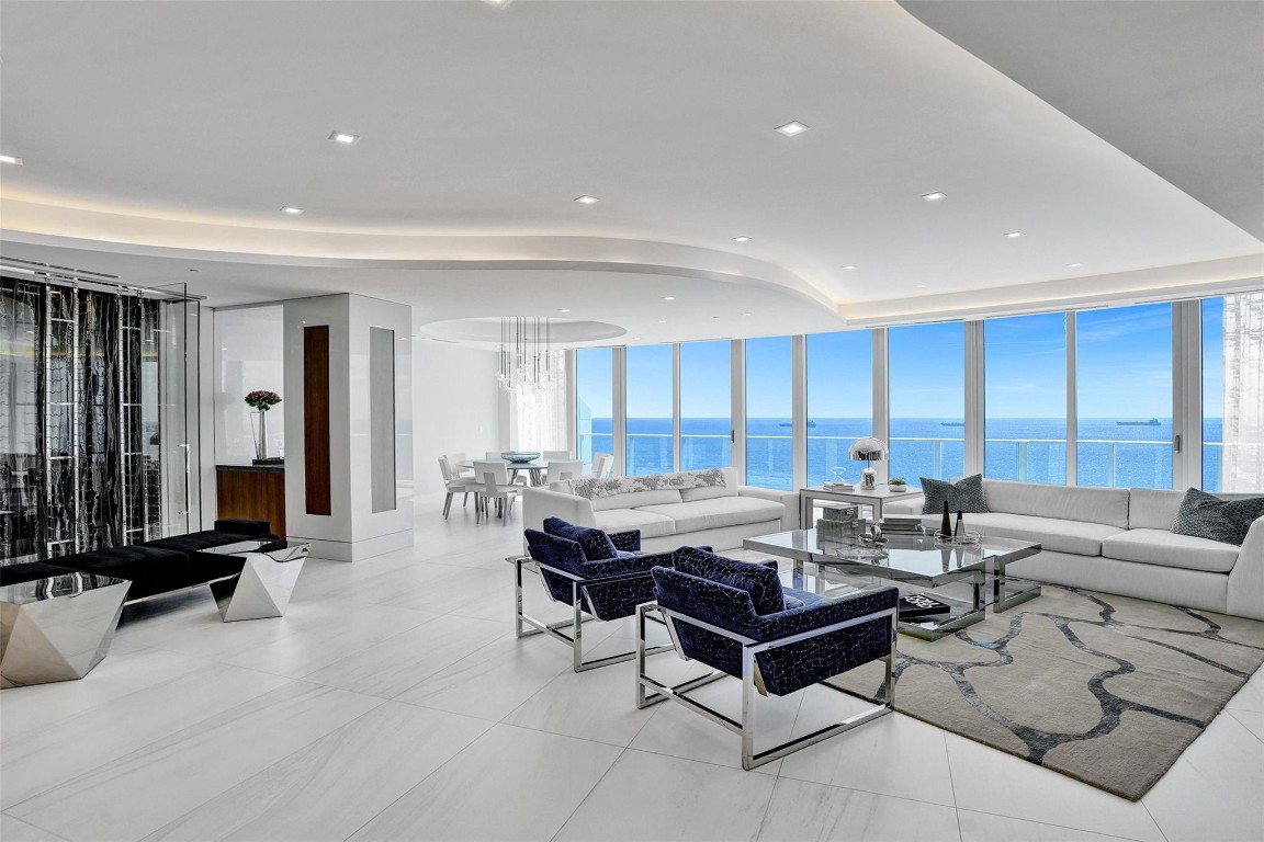 701 N Fort Lauderdale Bch #PH1801 Fort Lauderdale, FL 33304